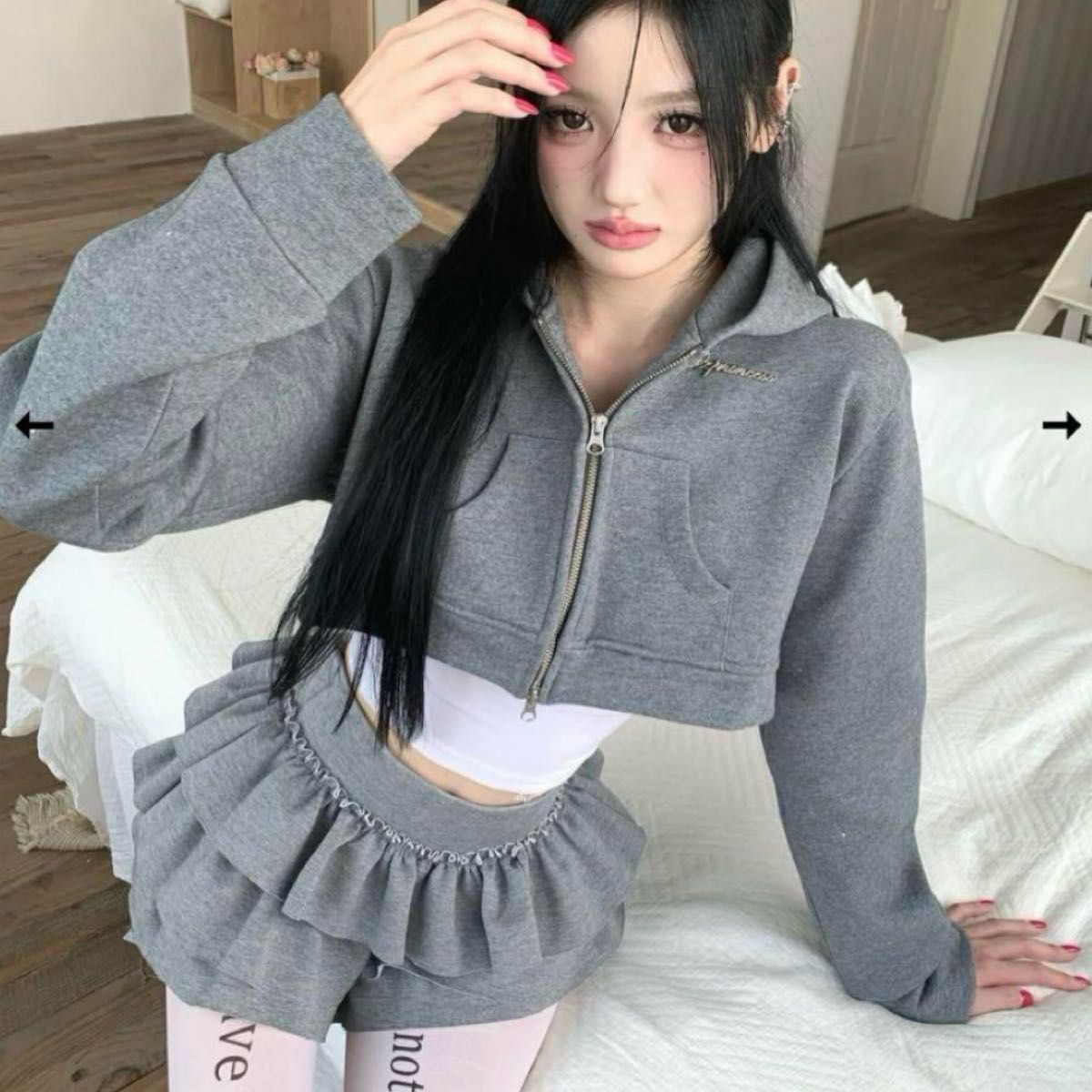 andwang アンドワン Kirakira short Zip up パーカー スウェット andwang アンドワン Kirakira short Zip up パーカー スウェット