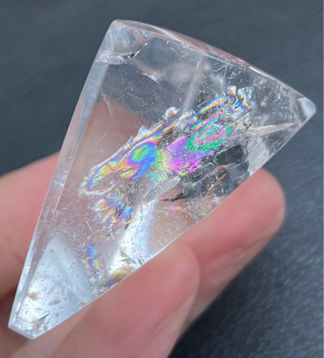 ☆超迫力☆天然水晶☆ヒマラヤ産☆高透明☆虹入り☆100A六角柱 ☆超迫力☆天然水晶☆ヒマラヤ産☆高透明☆虹入り☆100A六角柱