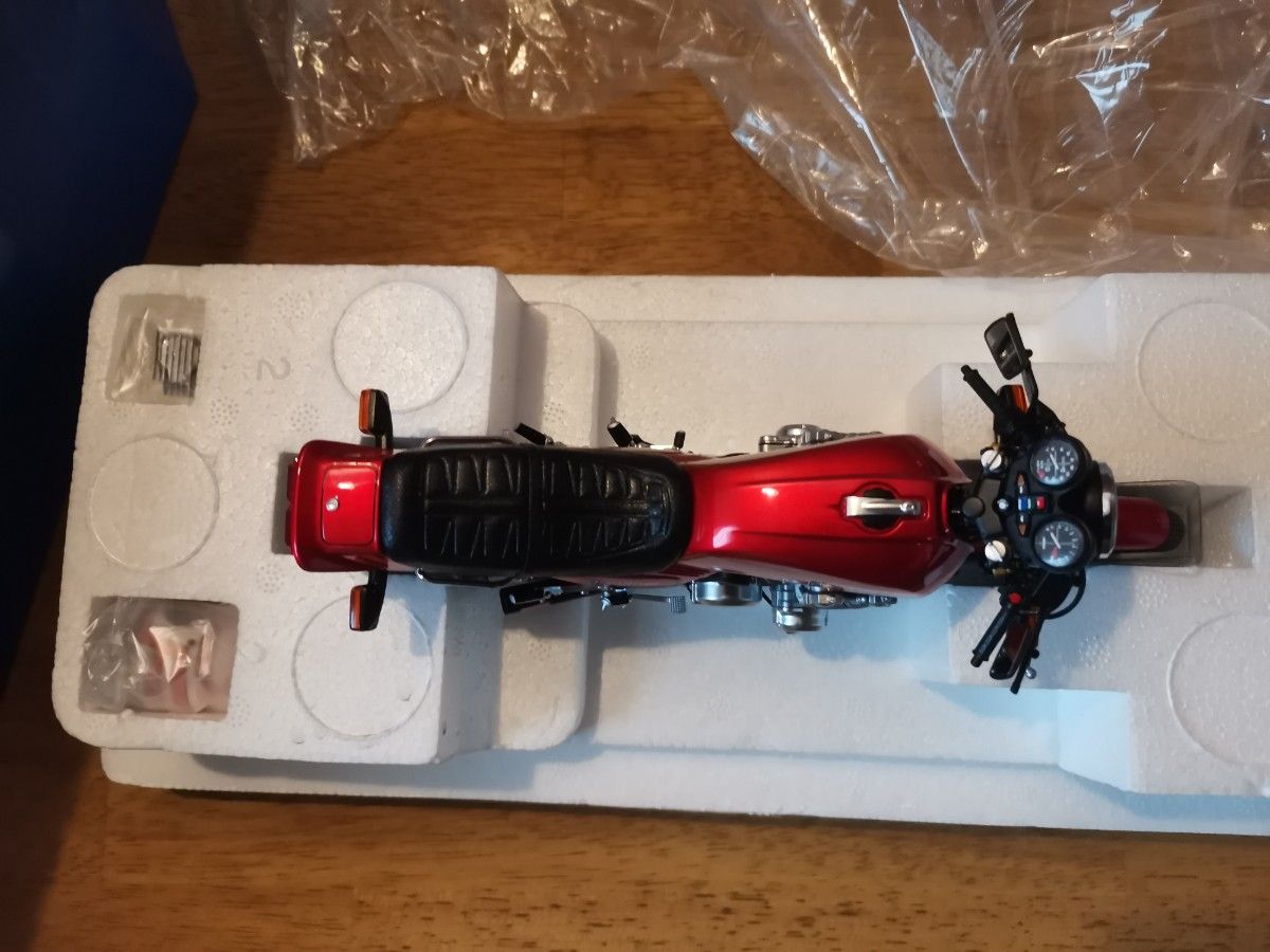 AUTOart 1/12 モーターサイクル バリバリ伝説 ホンダCB750F AUTOart 1/12 モーターサイクル バリバリ伝説 ホンダCB750F