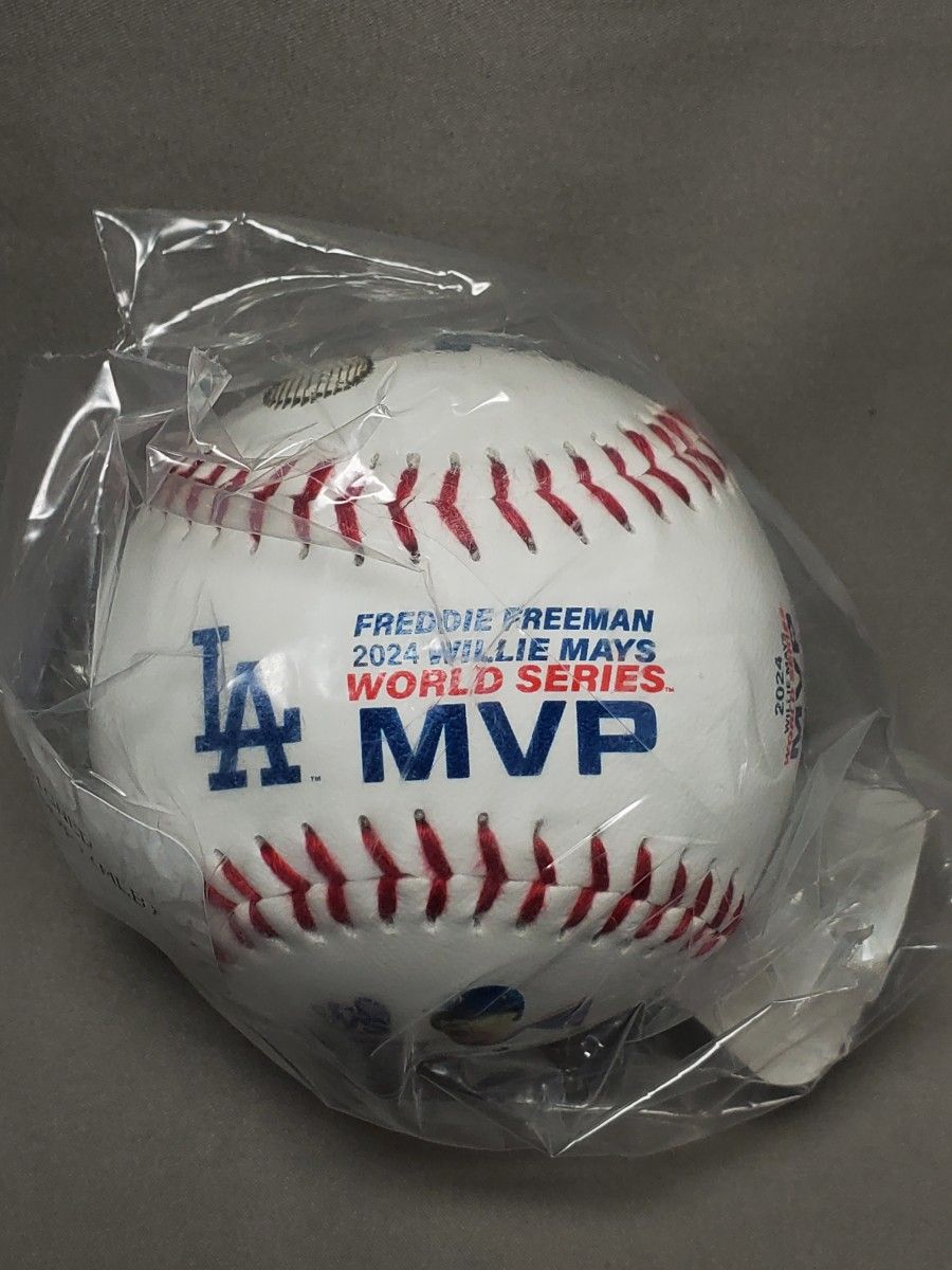 MLB フレディフリーマン ワールドシリーズMVP記念ボール ドジャース ワールドチャンピオン 大谷翔平ローリングスFreeman MLB フレディフリーマン ワールドシリーズMVP記念ボール ドジャース ワールドチャンピオン 大谷翔平ローリングスFreeman