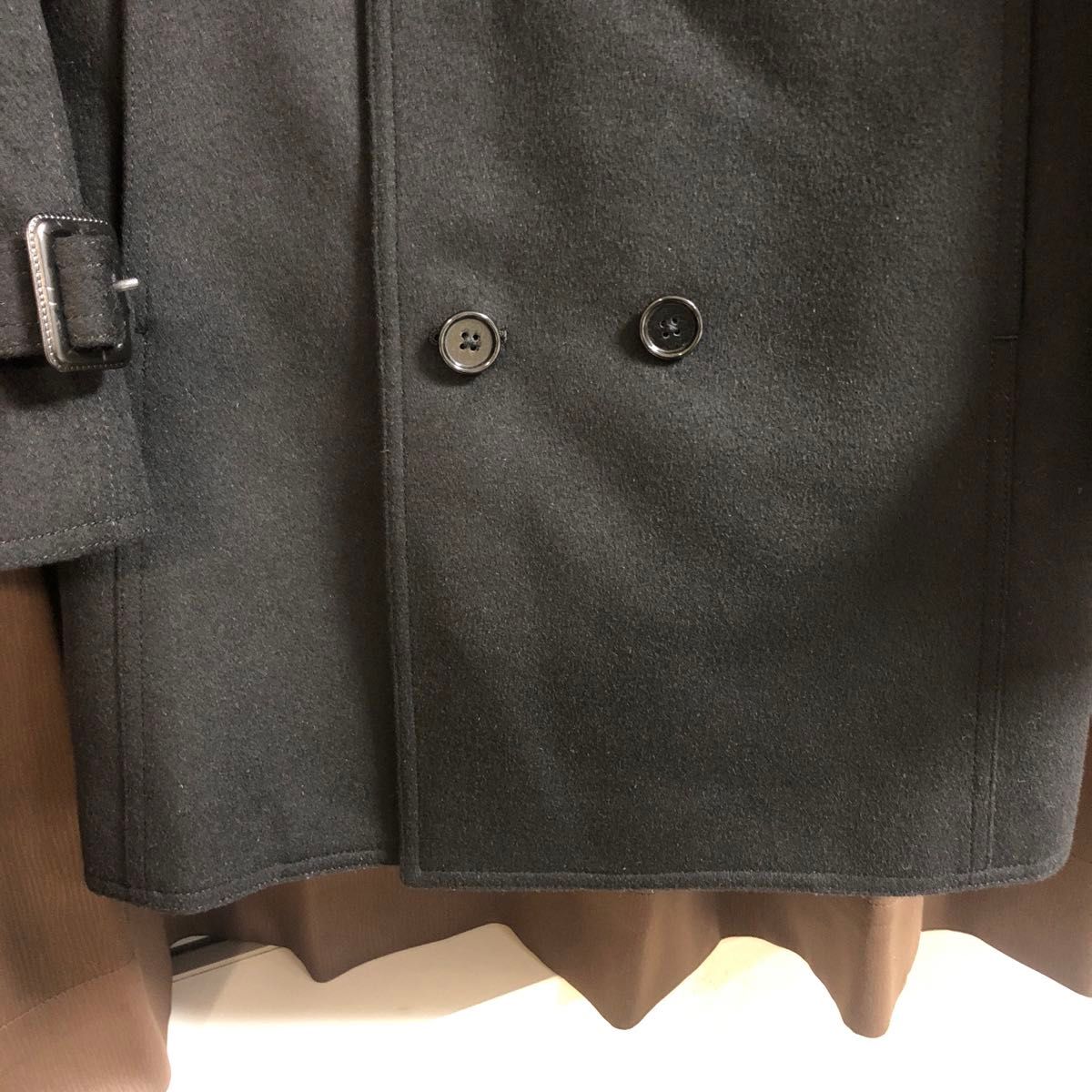 エルメスの綺麗なトレンチコート 黒 カシミヤ メンズ M-Lサイズ エルメスの綺麗なトレンチコート 黒 カシミヤ メンズ M-Lサイズ