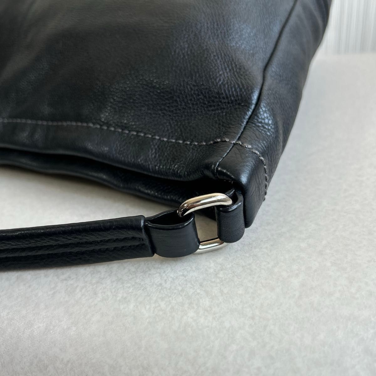 革COACH コーチ ショルダーバッグ 黒 本革ショルダーバッグ 革COACH コーチ ショルダーバッグ 黒 本革ショルダーバッグ
