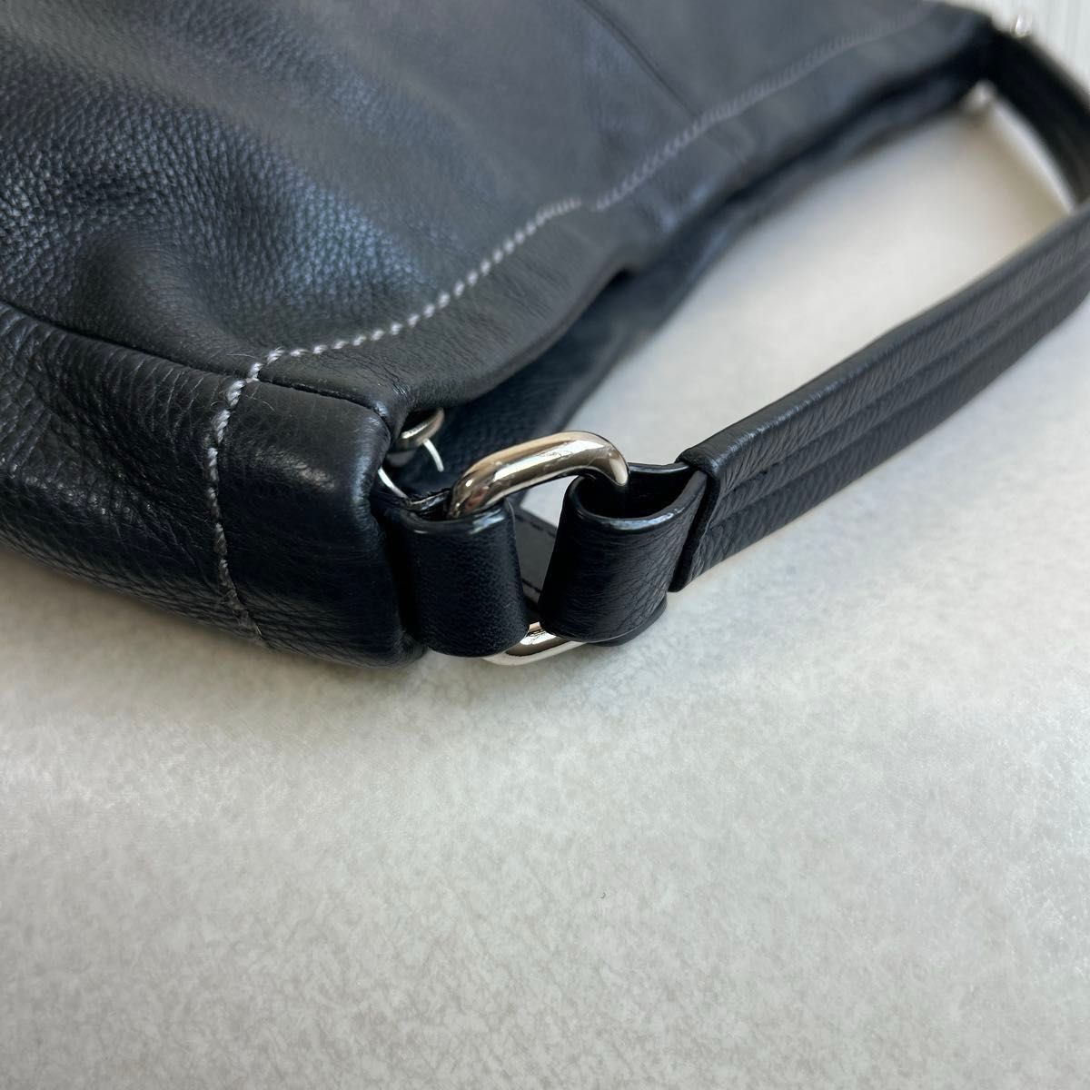 革COACH コーチ ショルダーバッグ 黒 本革ショルダーバッグ 革COACH コーチ ショルダーバッグ 黒 本革ショルダーバッグ
