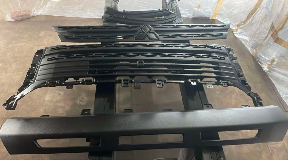 デリカd5 後期型 ラプター塗装 フルセット1台分 ②|Yahoo デリカd5 後期型 ラプター塗装 フルセット1台分 ②|Yahoo