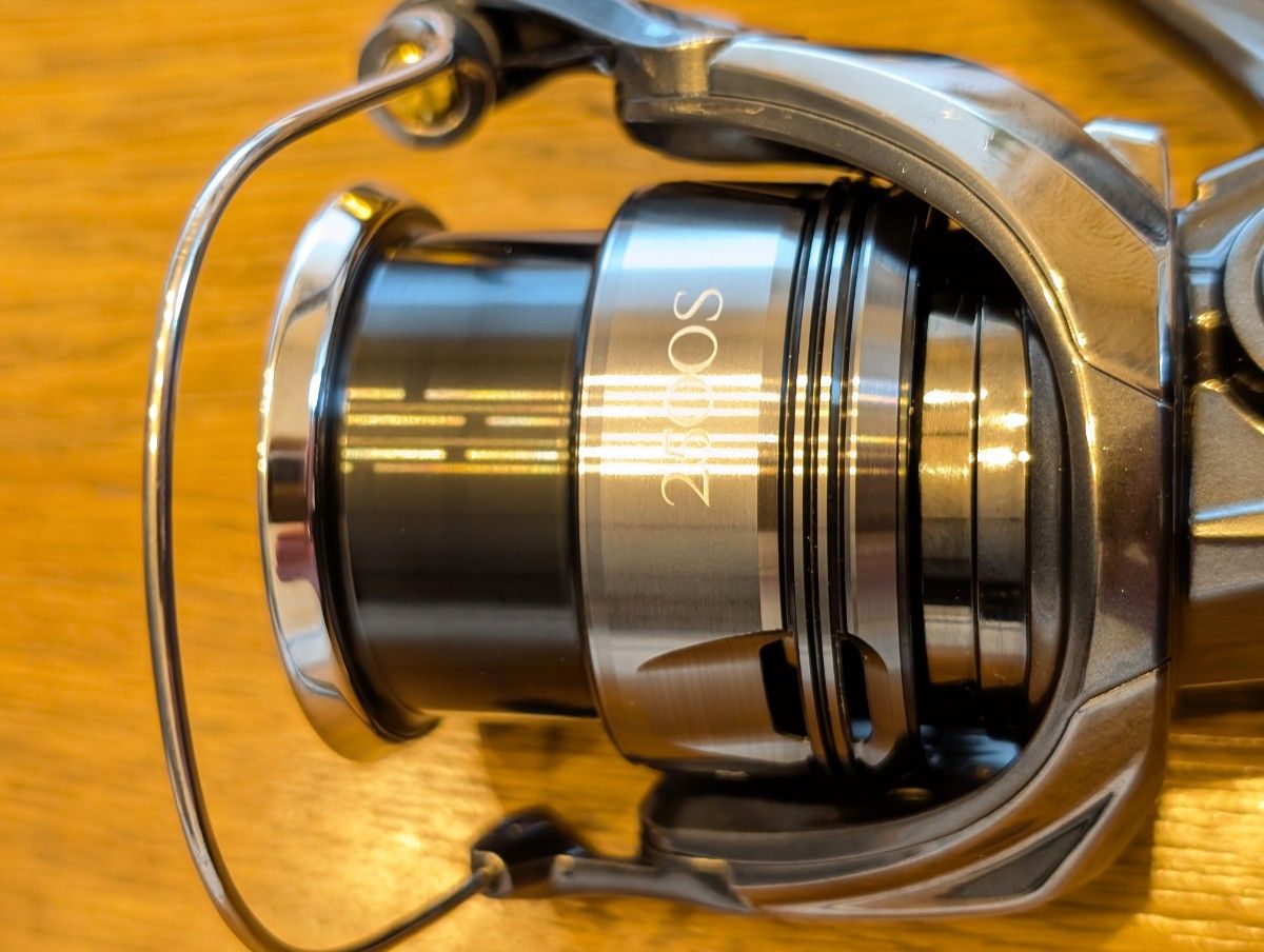 期間限定出品 シマノ 24 ツインパワー 2500S 付属品完備 オマケ 期間限定出品 シマノ 24 ツインパワー 2500S 付属品完備 オマケ
