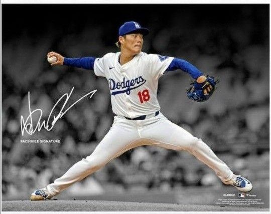 日本未発売】山本由伸選手 サイン印刷入りフォトグラフ|Yahoo 日本未発売】山本由伸選手 サイン印刷入りフォトグラフ|Yahoo