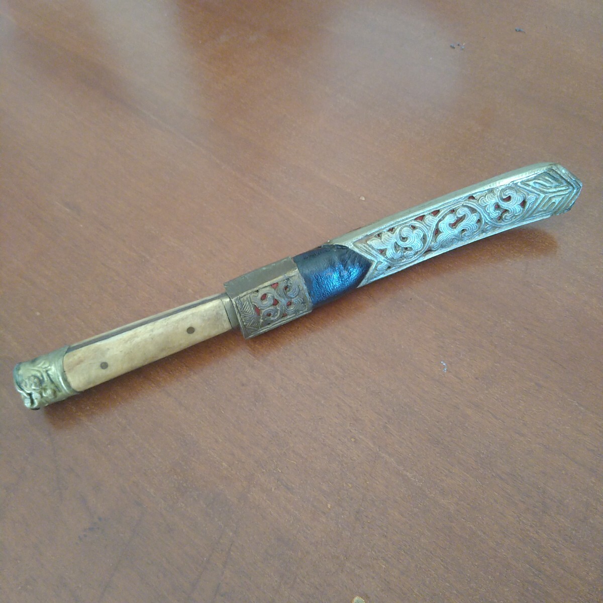 チベッタン ヒマラヤナイフ (1900年代初期) Vintage Tibetan チベッタン ヒマラヤナイフ (1900年代初期) Vintage Tibetan
