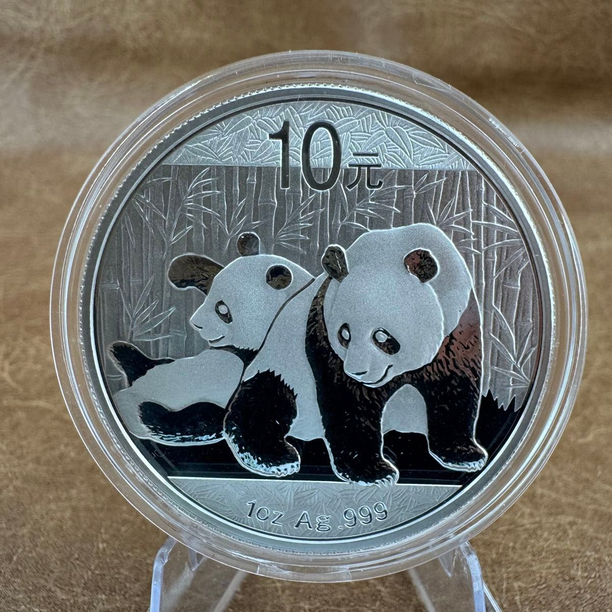パンダ銀貨2010年版 1oz純銀貨 レア品 中国 パンダ銀貨 2010年 純銀 コインカプセル付き