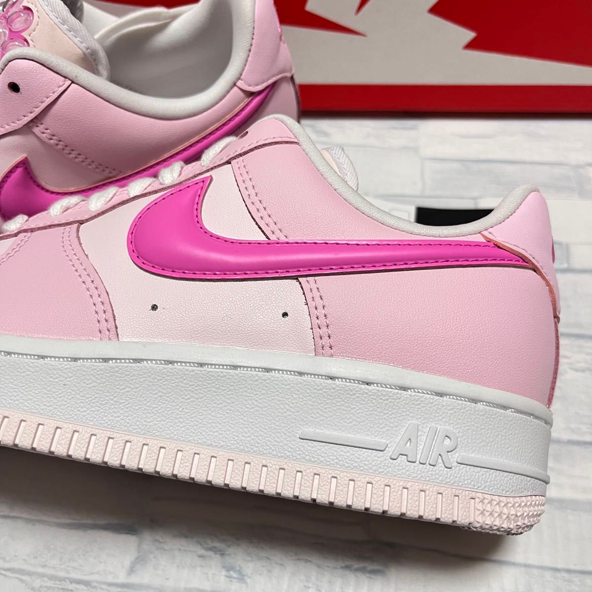 NIKE WMNS AIR FORCE 1 '07 LX NIKE WMNS AIR FORCE 1 '07 LX