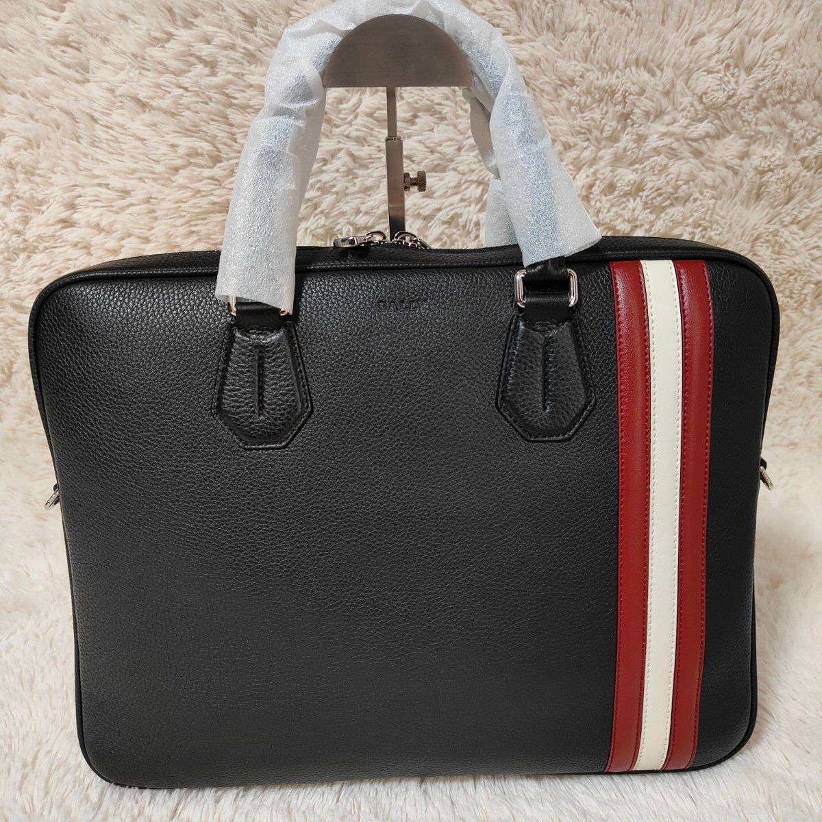 新品 付属品完備 牛革 2WAY BALLY ビジネスバッグ A4サイズ 新品 付属品完備 牛革 2WAY BALLY ビジネスバッグ A4サイズ