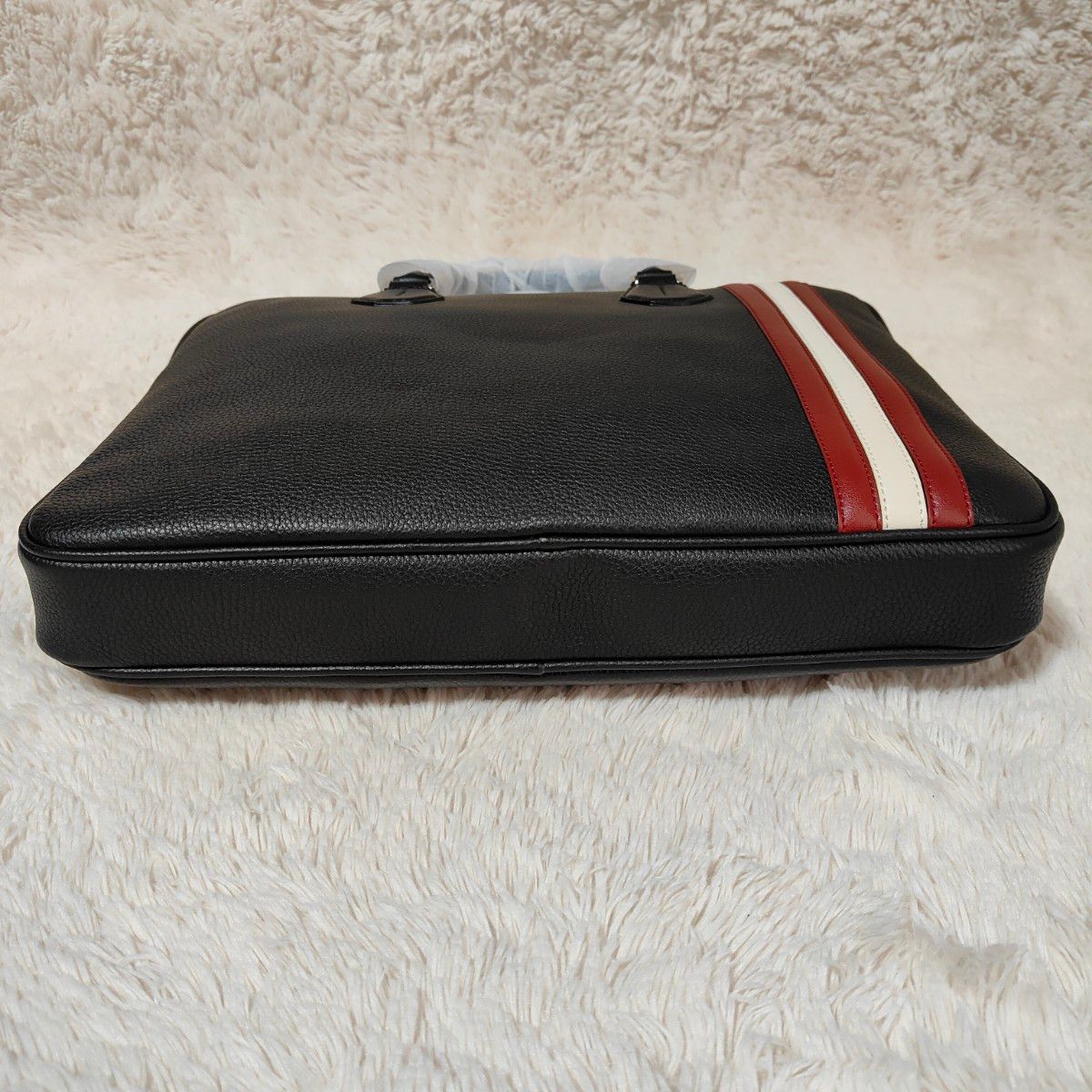 新品 付属品完備 牛革 2WAY BALLY ビジネスバッグ A4サイズ 新品 付属品完備 牛革 2WAY BALLY ビジネスバッグ A4サイズ