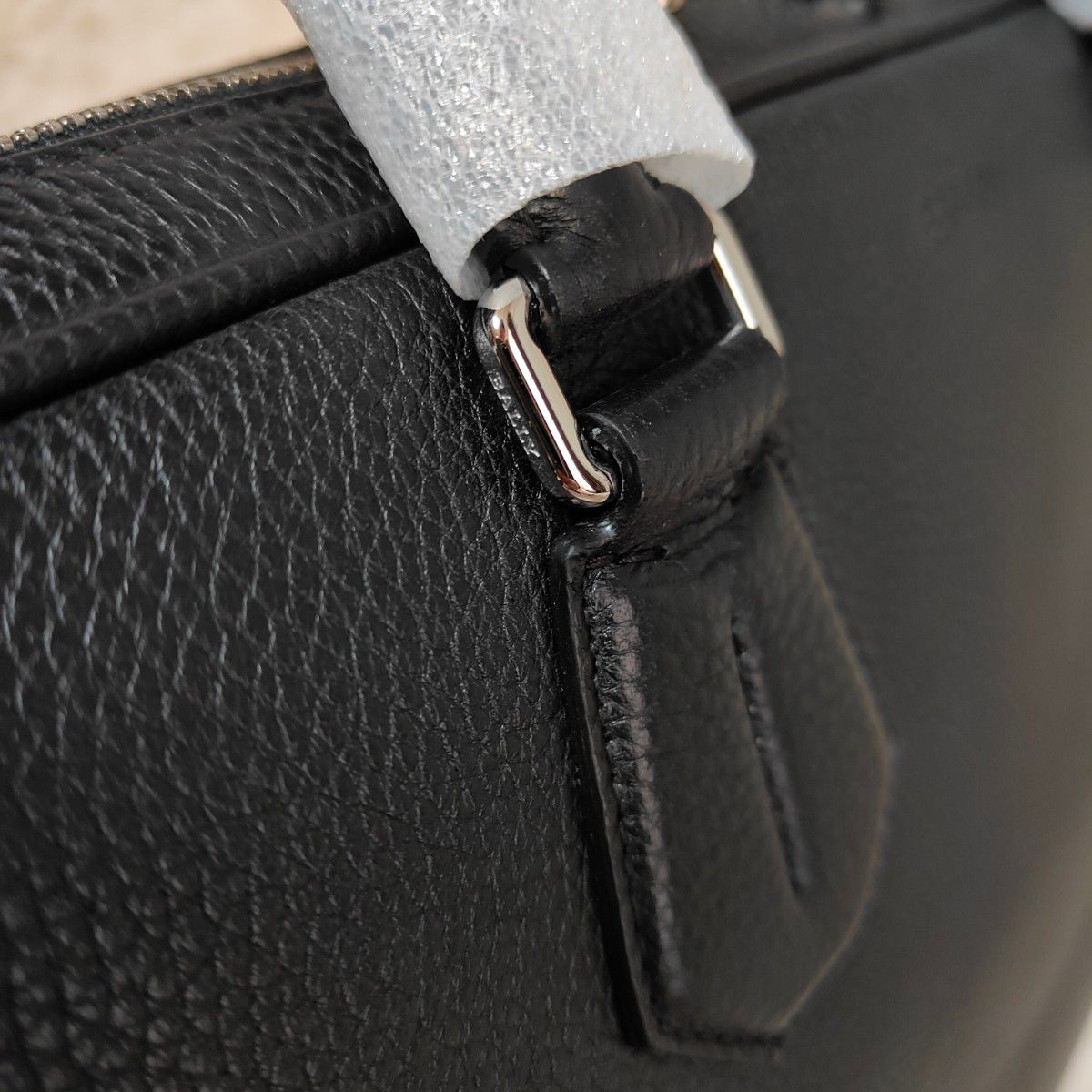 新品 付属品完備 牛革 2WAY BALLY ビジネスバッグ A4サイズ 新品 付属品完備 牛革 2WAY BALLY ビジネスバッグ A4サイズ