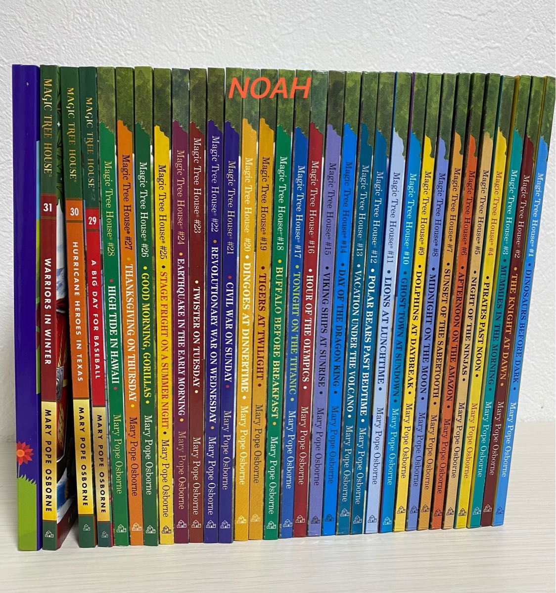 新品 Magic Tree House 英語絵本36冊 ワークブック1冊 音源付 - 洋書 新品 Magic Tree House 英語絵本36冊 ワークブック1冊 音源付 - 洋書