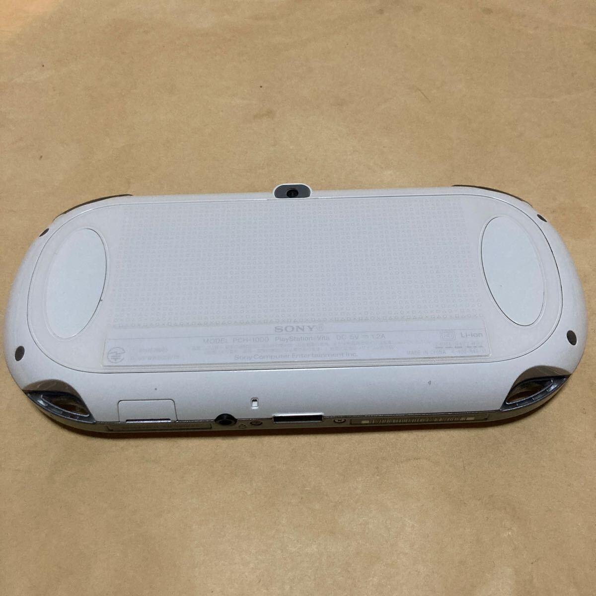 送料無料 PSVITA PCH-1000 WIFI クリスタルホワイト ジャンク 送料無料 PSVITA PCH-1000 WIFI クリスタルホワイト ジャンク
