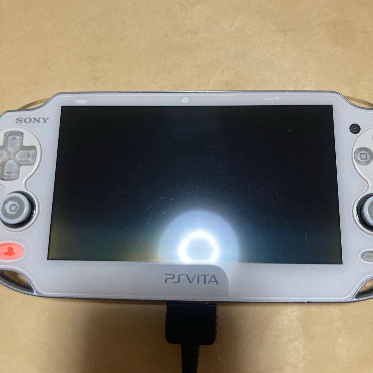 送料無料 PSVITA PCH-1000 WIFI クリスタルホワイト ジャンク 送料無料 PSVITA PCH-1000 WIFI クリスタルホワイト ジャンク