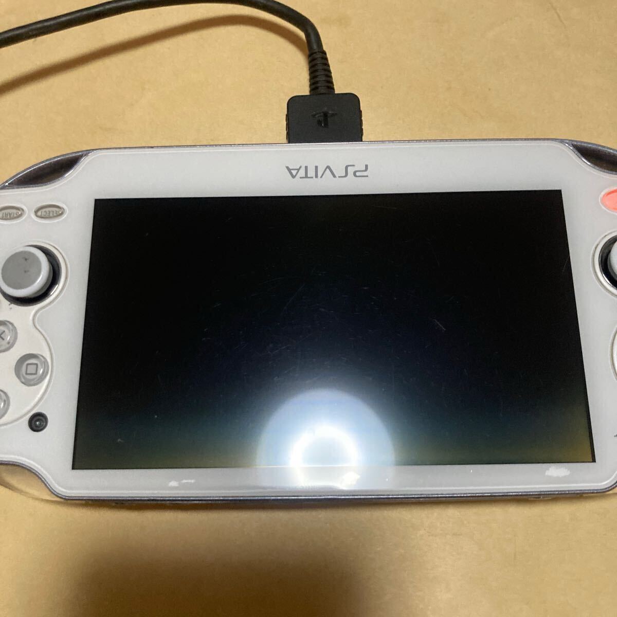 送料無料 PSVITA PCH-1000 WIFI クリスタルホワイト ジャンク 送料無料 PSVITA PCH-1000 WIFI クリスタルホワイト ジャンク