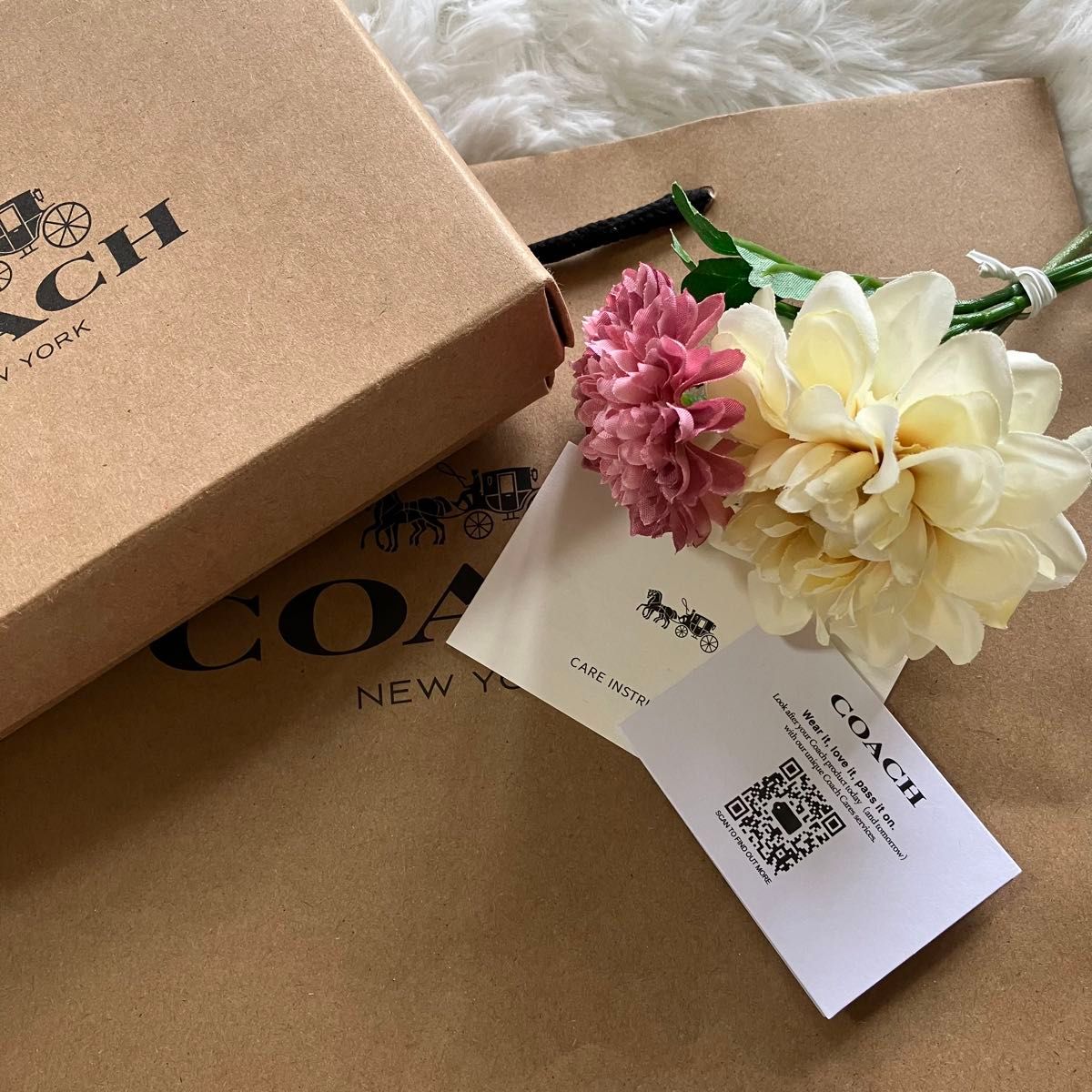 DISNEY X COACH】長財布 ホリデイ プリント アウトレット DISNEY X COACH】長財布 ホリデイ プリント アウトレット