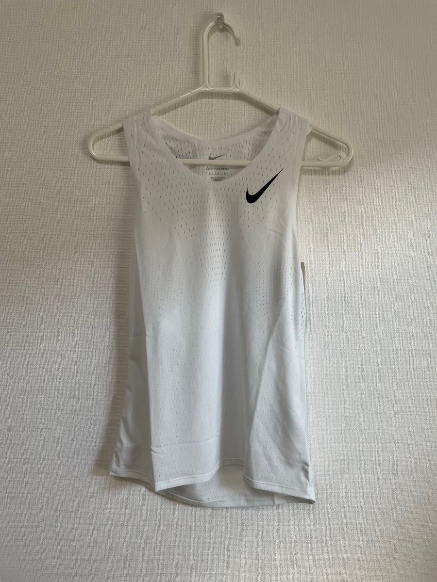 NIKE - 新品未使用 Lサイズ エアロスイフト シングレット NIKE - 新品未使用 Lサイズ エアロスイフト シングレット