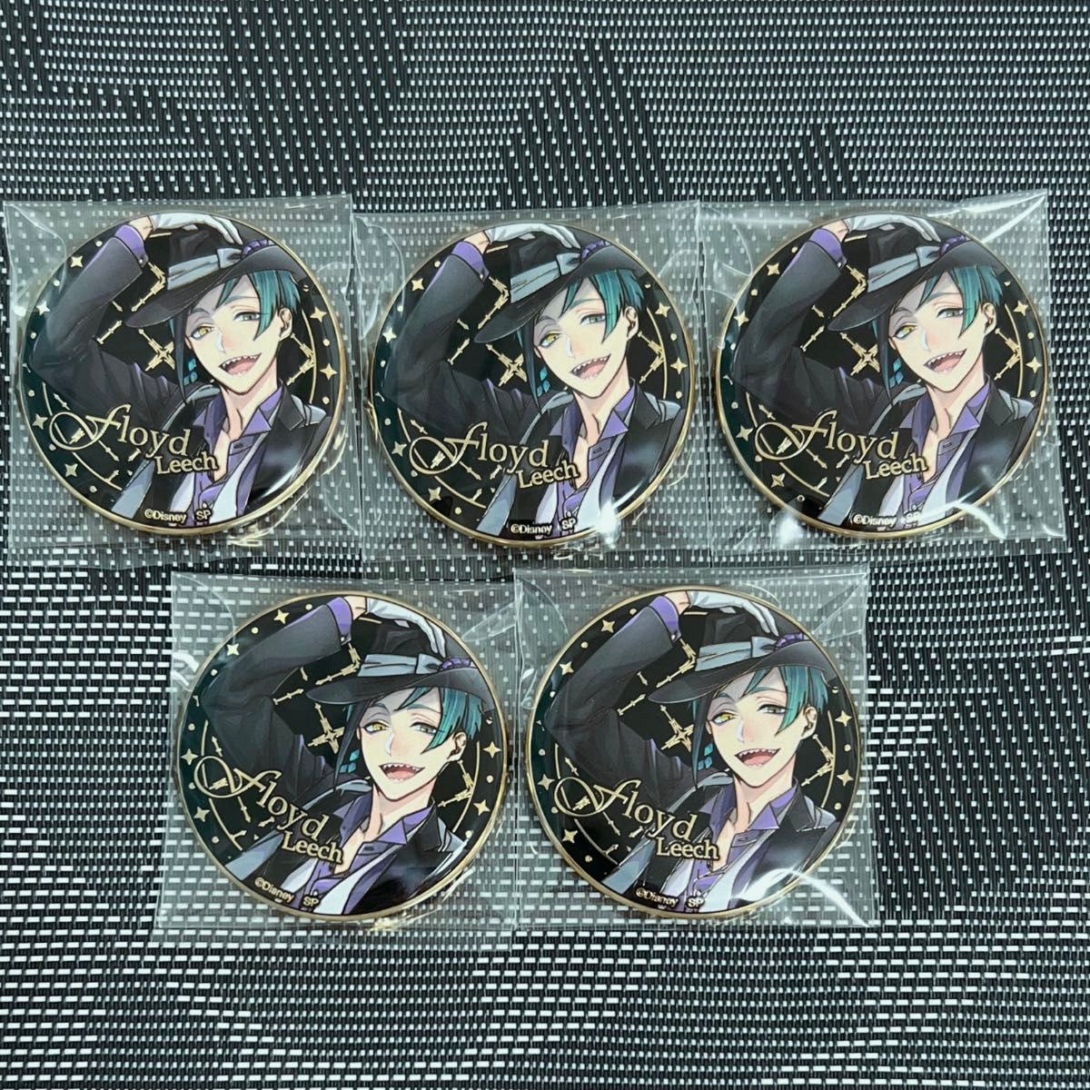 フロイド 缶バッジ アルティメタル 寮服 ツイステッド フロイド 缶バッジ アルティメタル 寮服 ツイステッド