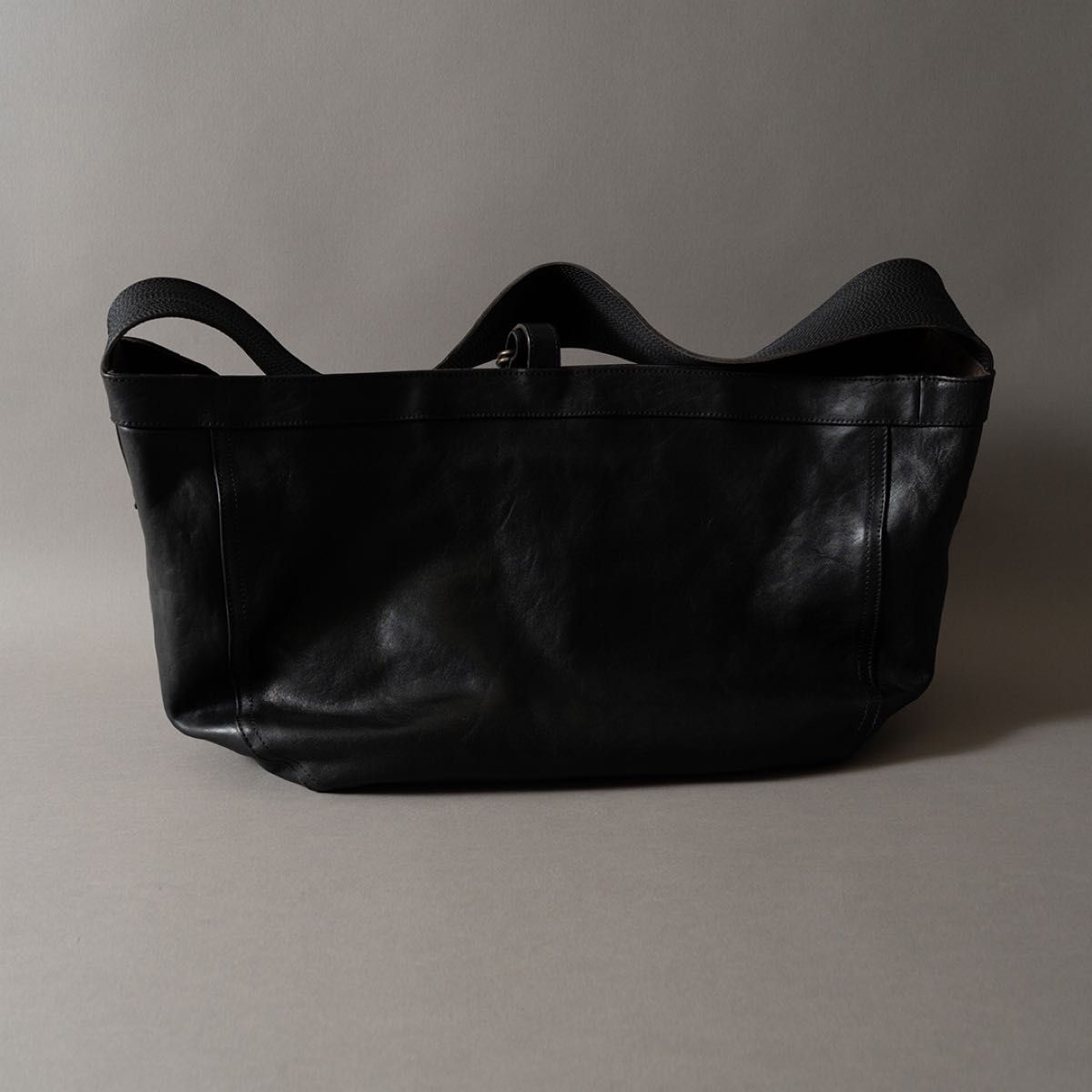 T T LOT 004 NEWSBOY BAG HORSE LEATHER|Yahoo!フリマ(旧 T T LOT 004 NEWSBOY BAG HORSE LEATHER|Yahoo!フリマ(旧