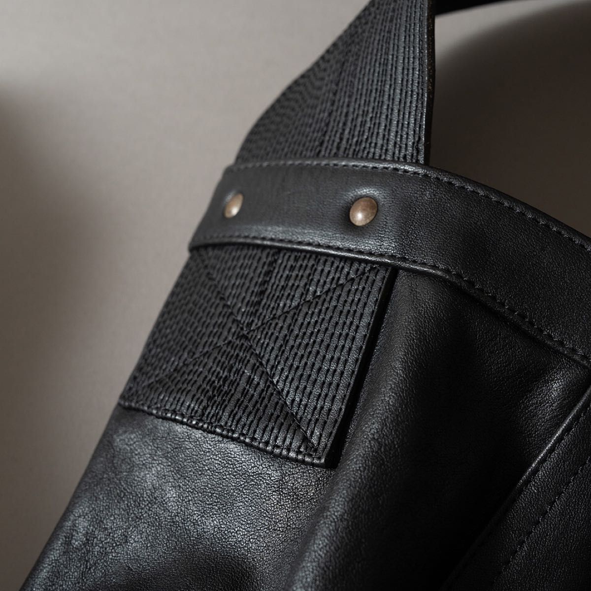 T T LOT 004 NEWSBOY BAG HORSE LEATHER|Yahoo!フリマ(旧 T T LOT 004 NEWSBOY BAG HORSE LEATHER|Yahoo!フリマ(旧