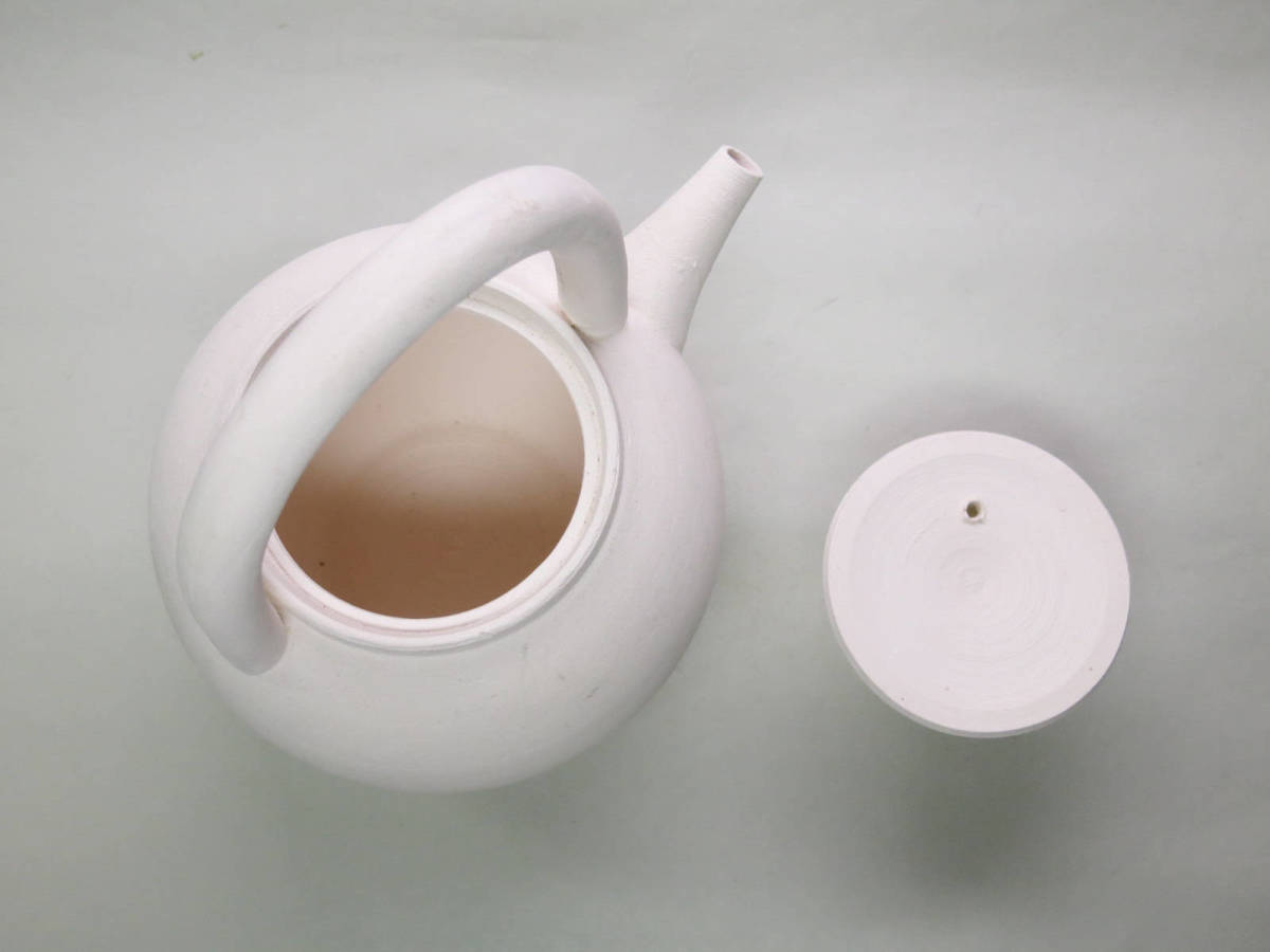 [ большой .] flat дешево ... структура белый грязь грузоподъемность рука тип .... белый грязь bo-fla не использовался товар редкий хорошая вещь . чайная посуда зеленый чай .