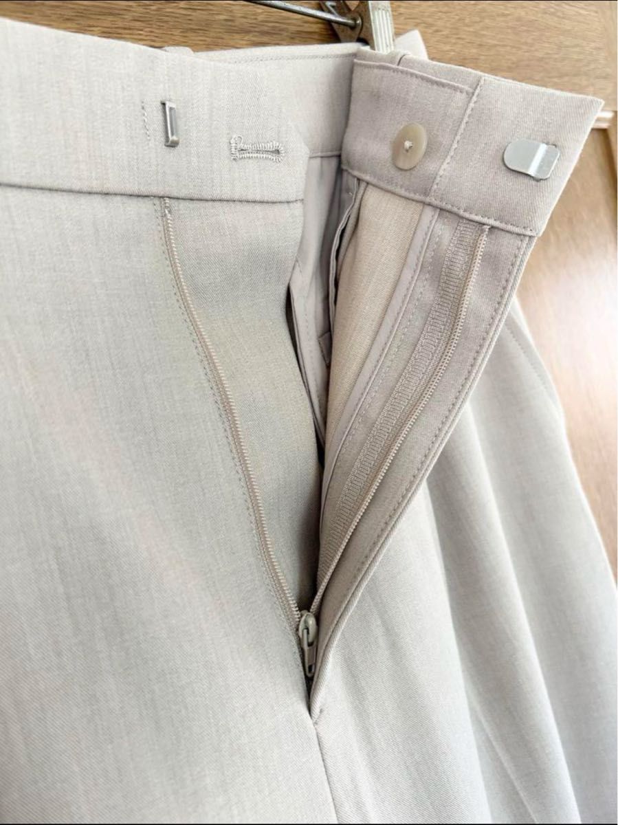 UNIQLO タックワイドパンツ ベージュ M|Yahoo!フリマ(旧PayPay UNIQLO タックワイドパンツ ベージュ M|Yahoo!フリマ(旧PayPay