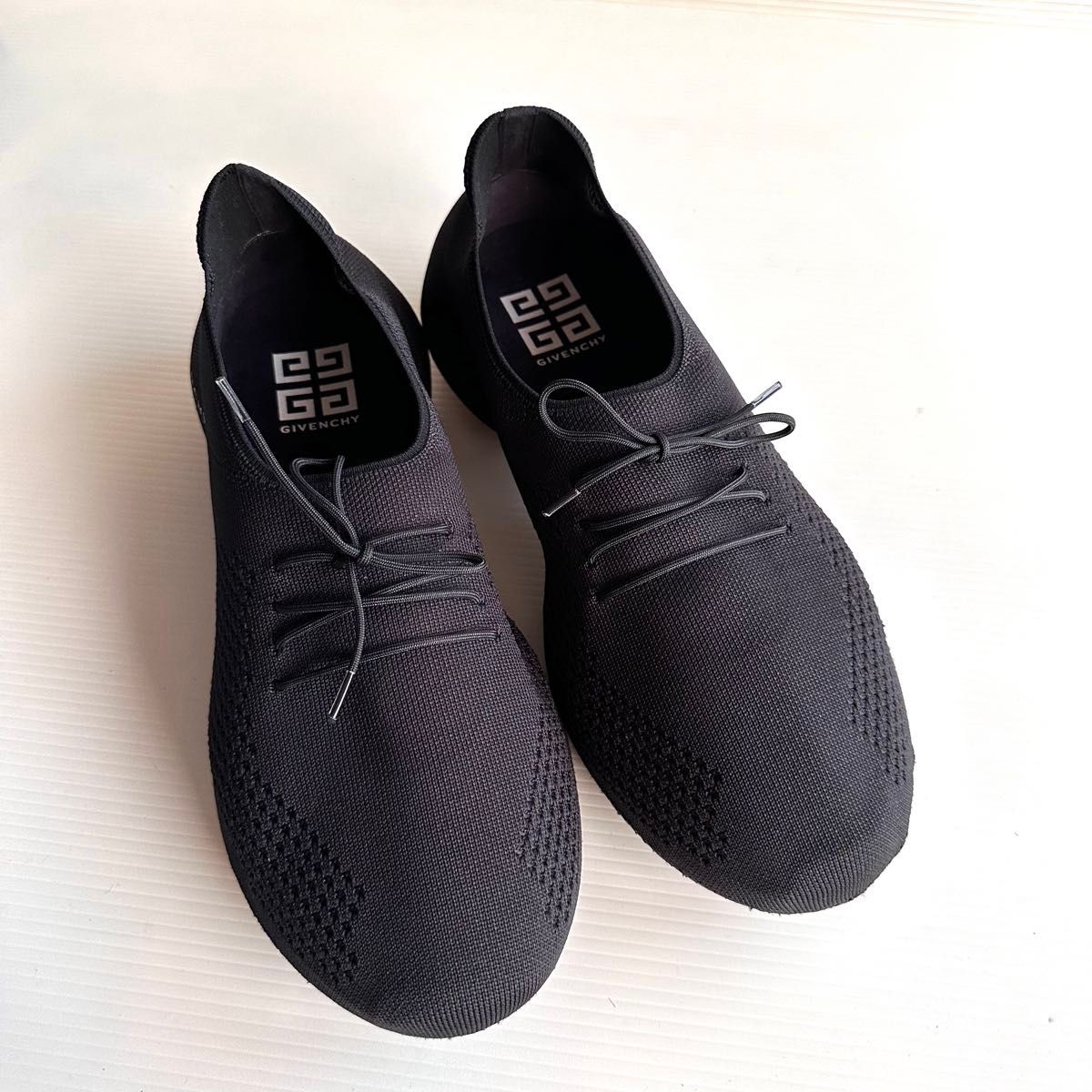 GIVENCHY ジバンシー TK-360 ロゴ入り スニーカー スリッポン 42 GIVENCHY ジバンシー TK-360 ロゴ入り スニーカー スリッポン 42