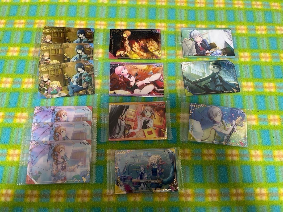 写真5枚分、買取可能(1枚100円+送料手数料250円)