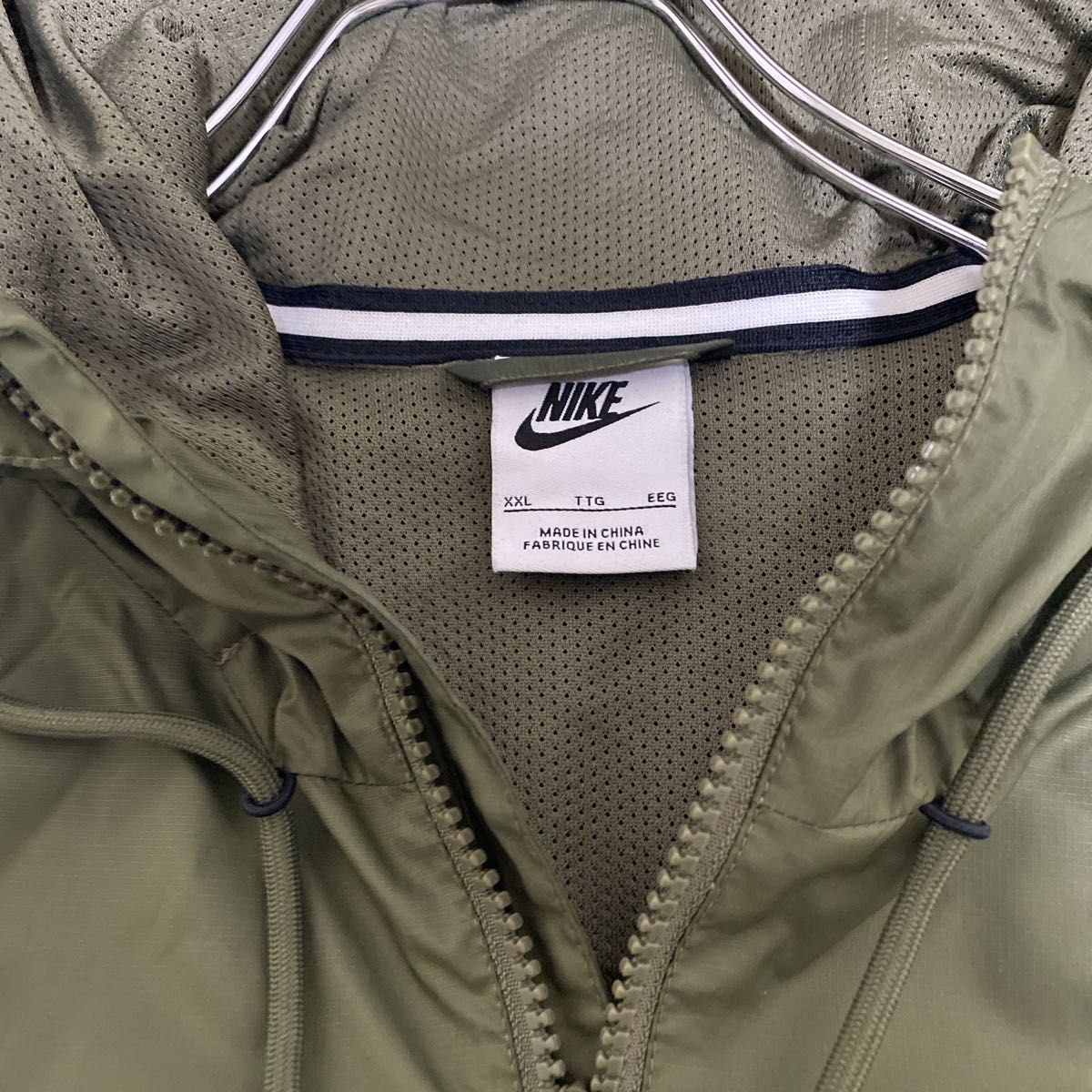 極美品 NIKE ナイキ ナイロンジャケット ウインドブレーカー 極美品 NIKE ナイキ ナイロンジャケット ウインドブレーカー