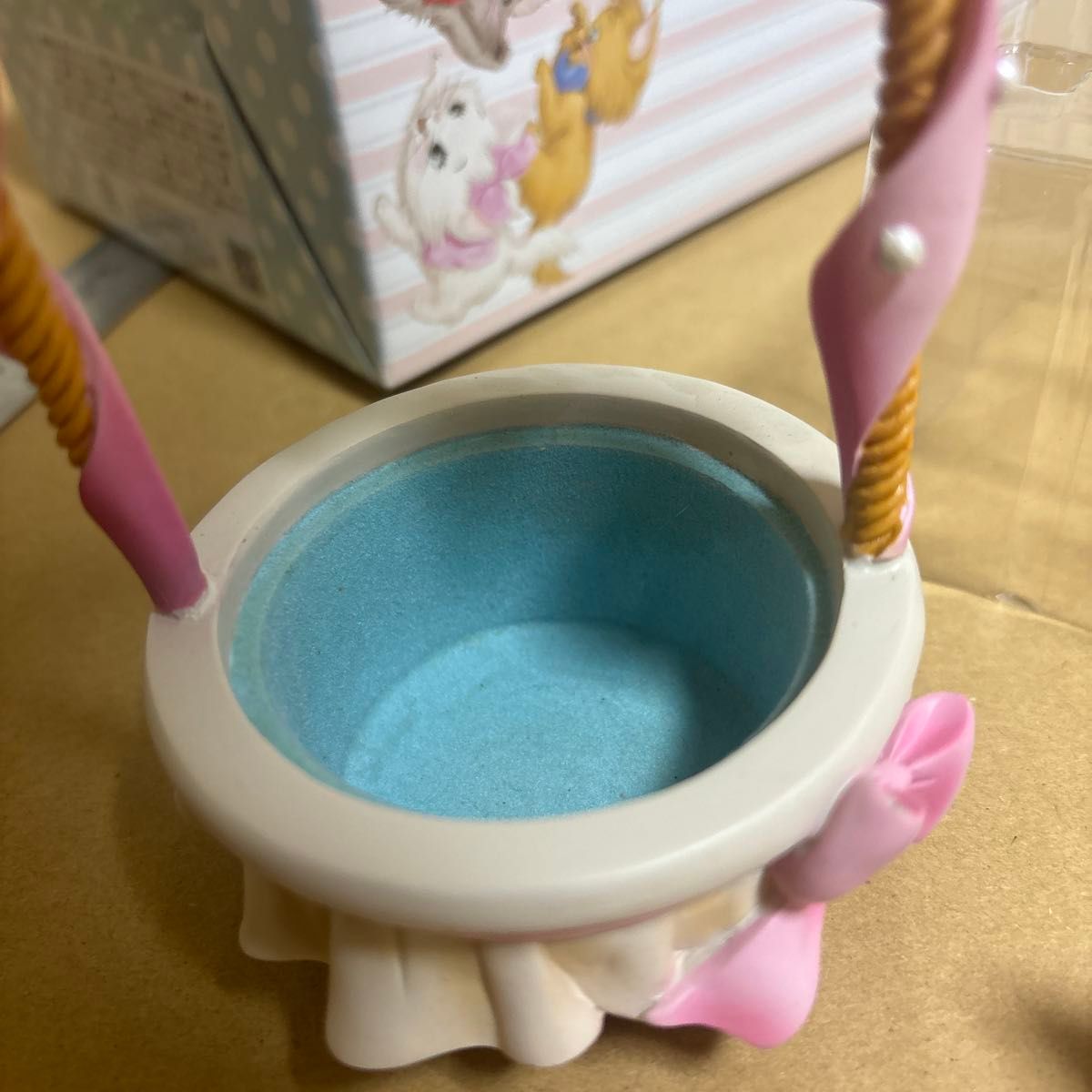 おしゃれキャット マリーちゃん ジュエリーケース 小物入れ 陶器 おしゃれキャット マリーちゃん ジュエリーケース 小物入れ 陶器