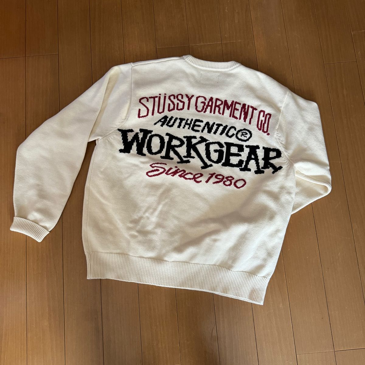 23AW stussy ストゥーシー ニット セーター ホワイト ブラック 23AW stussy ストゥーシー ニット セーター ホワイト ブラック