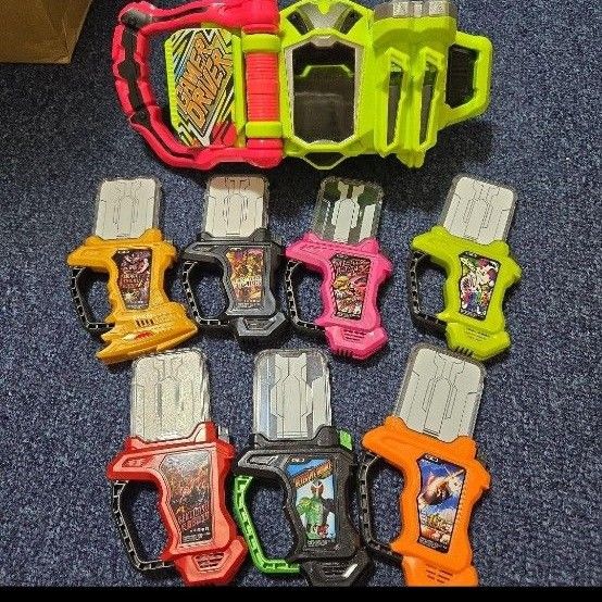仮面ライダーエグゼイド DXゲーマドライバー ガシャットセット 仮面ライダーエグゼイド DXゲーマドライバー ガシャットセット