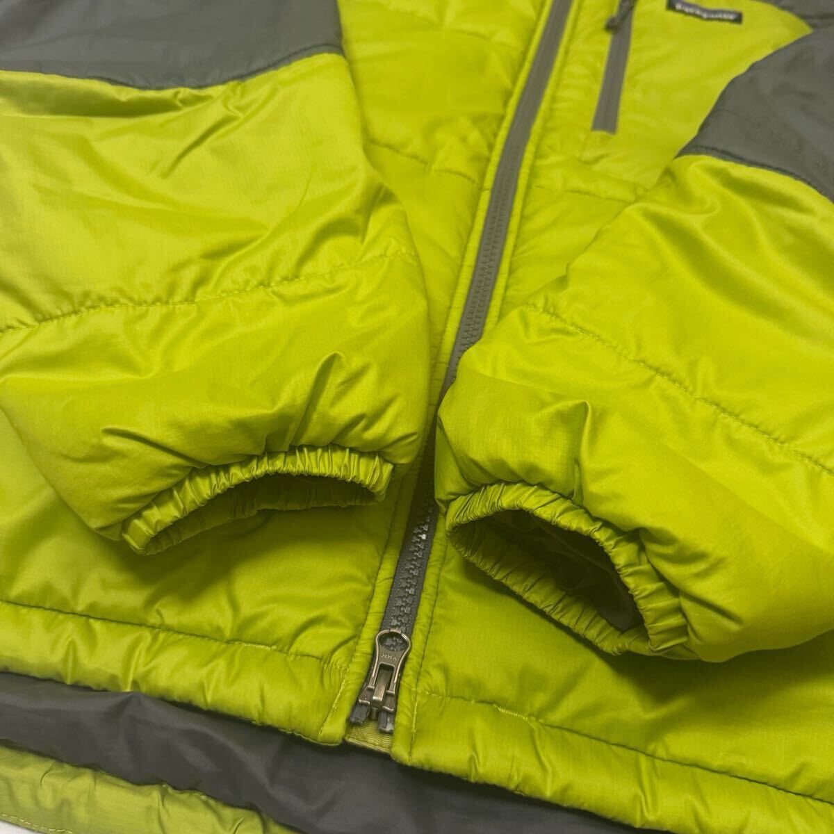 希少 Sサイズ 極美品【2010・廃盤プリマロフト】 patagonia 希少 Sサイズ 極美品【2010・廃盤プリマロフト】 patagonia