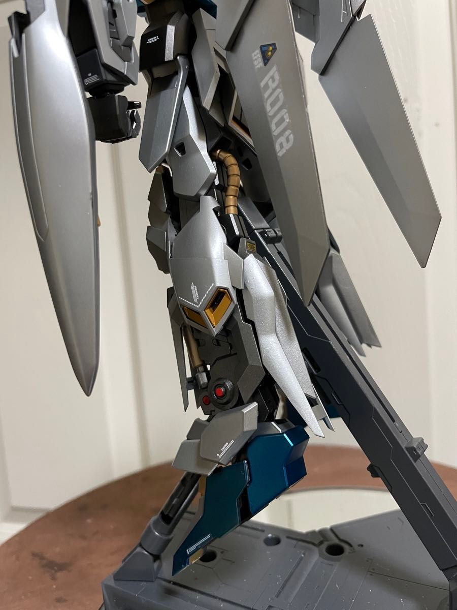 完成品 塗装済 MSN-001A1 デルタプラス (1/100スケール MG 機動 完成品 塗装済 MSN-001A1 デルタプラス (1/100スケール MG 機動