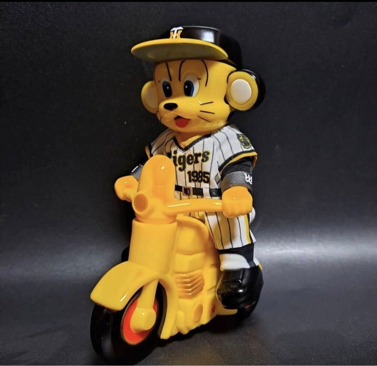 一番星 爆走!トラッキー 阪神タイガース IZUMONSTER hxs 真頭 一番星 爆走!トラッキー 阪神タイガース IZUMONSTER hxs 真頭