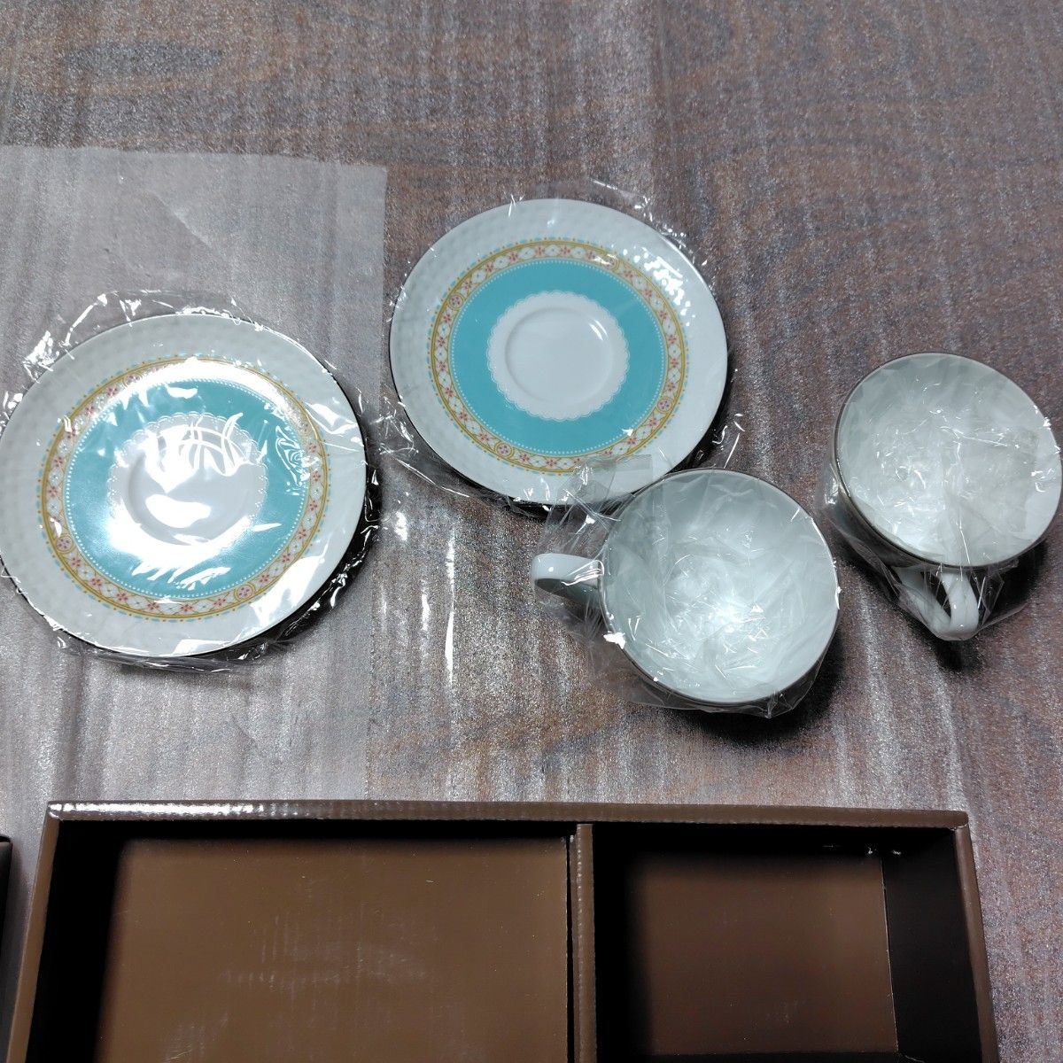 Noritake カップ・ソーサーセット スリランカ製|Yahoo!フリマ Noritake カップ・ソーサーセット スリランカ製|Yahoo!フリマ