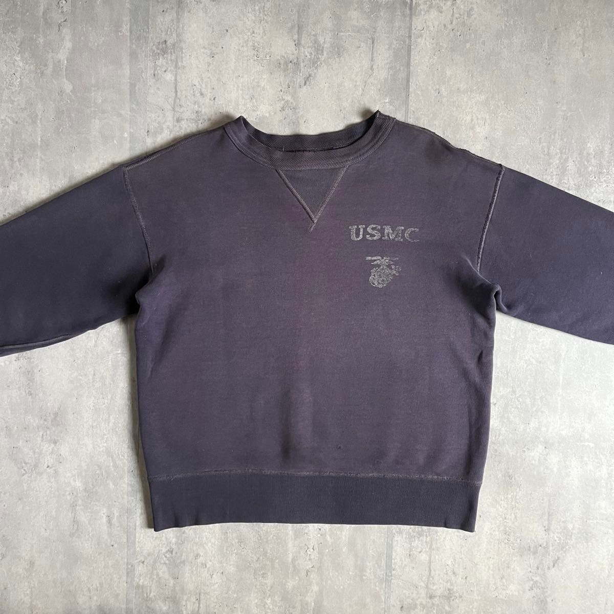 McCOY】スウェット フェード USMC 前V ガゼット ボロ 茄子紺 McCOY】スウェット フェード USMC 前V ガゼット ボロ 茄子紺