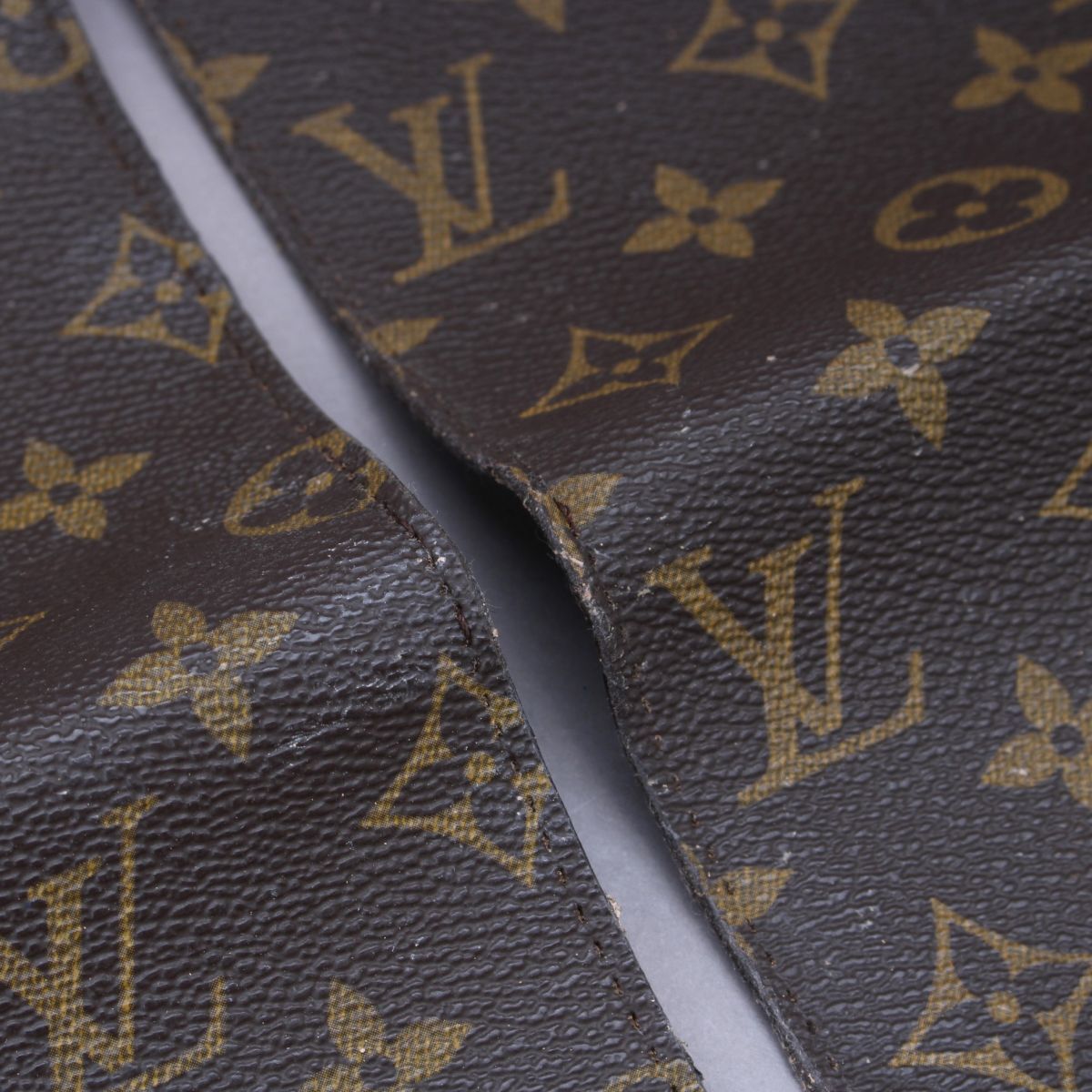 ルイヴィトン モノグラム ハギレ ポッシュトワレ バケットポーチ 21cm×19cm 21cm×16 生地 1枚 本物 ハンドクラフト ジャンク #N※6019_画像2