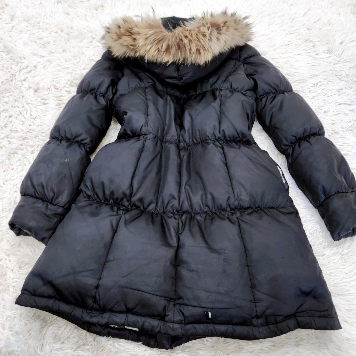 MARY QUANT ラクーンファー ダウンコート Aライン 裏地総柄 MARY QUANT ラクーンファー ダウンコート Aライン 裏地総柄