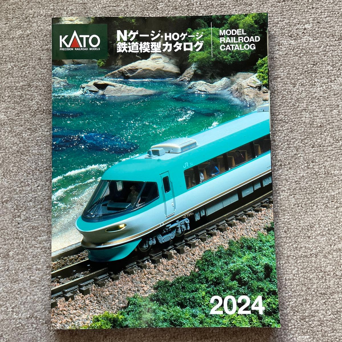 カトー Nゲージ・HOゲージ 鉄道模型カタログ 2024 25-000|Yahoo カトー Nゲージ・HOゲージ 鉄道模型カタログ 2024 25-000|Yahoo