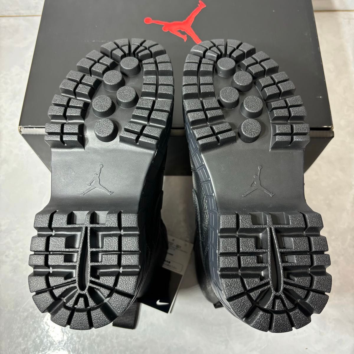 新品 ナイキ ウィメンズ エアジョーダン1 ブルックリン ブラック 新品 ナイキ ウィメンズ エアジョーダン1 ブルックリン ブラック