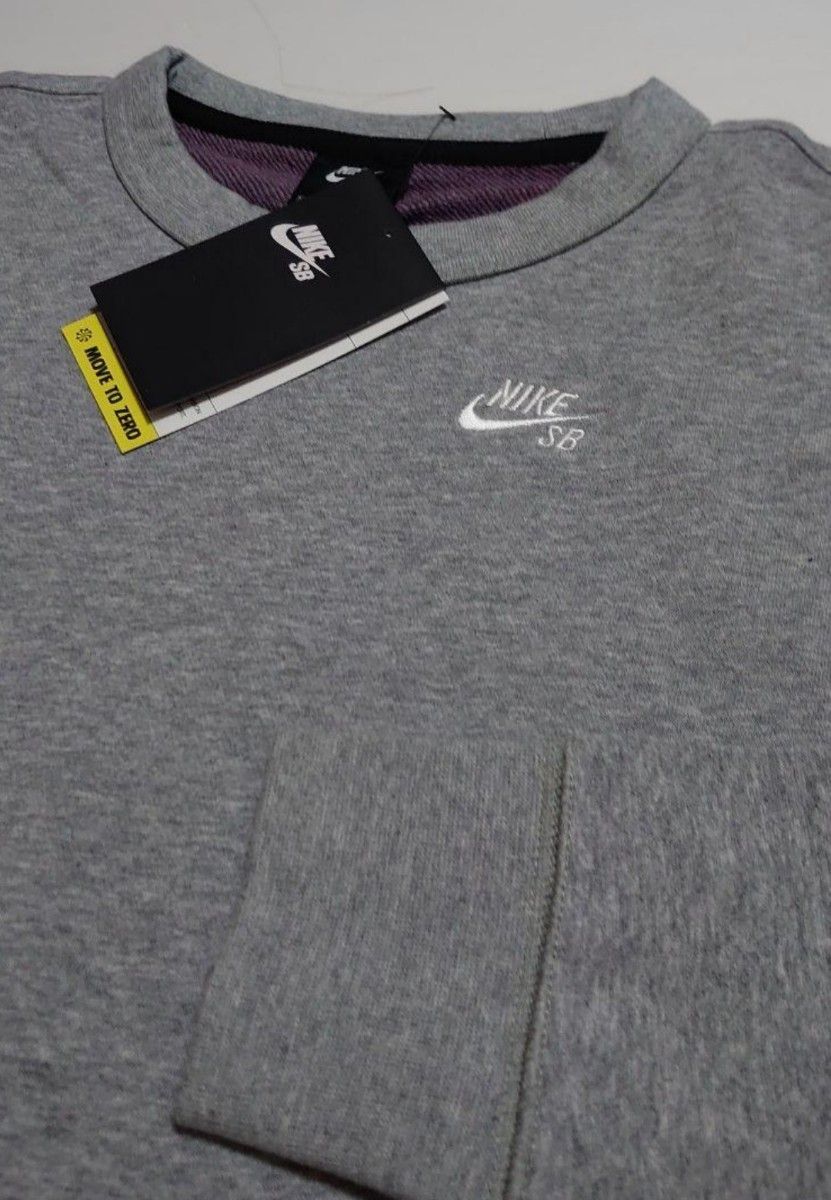 NIKE SB ナイキエスビー 刺繍ロゴ スウェット トレーナー 定価 NIKE SB ナイキエスビー 刺繍ロゴ スウェット トレーナー 定価