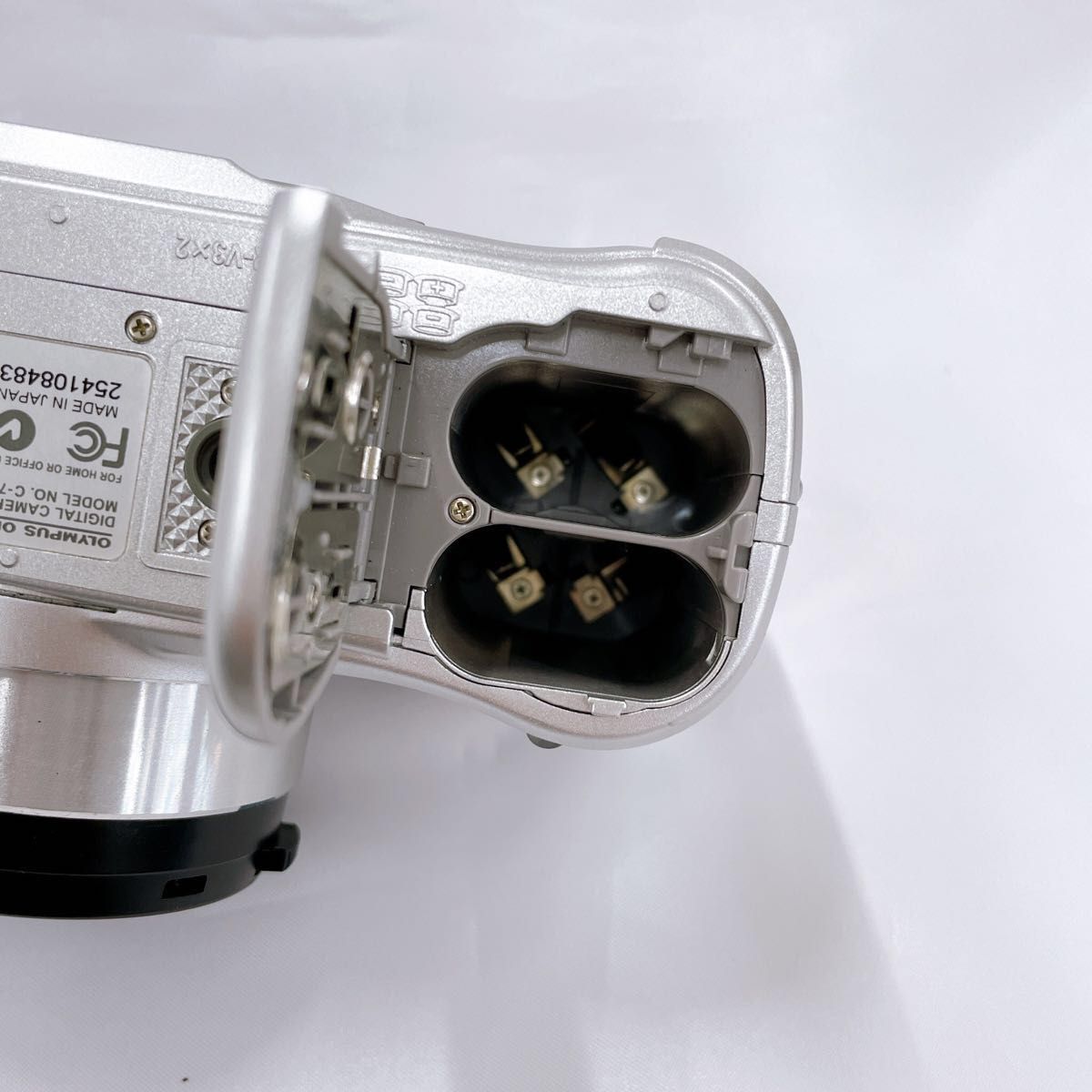 CAMEDIA C-740 UltraZoom オリンパス カメディア デジタルカメラ CAMEDIA C-740 UltraZoom オリンパス カメディア デジタルカメラ