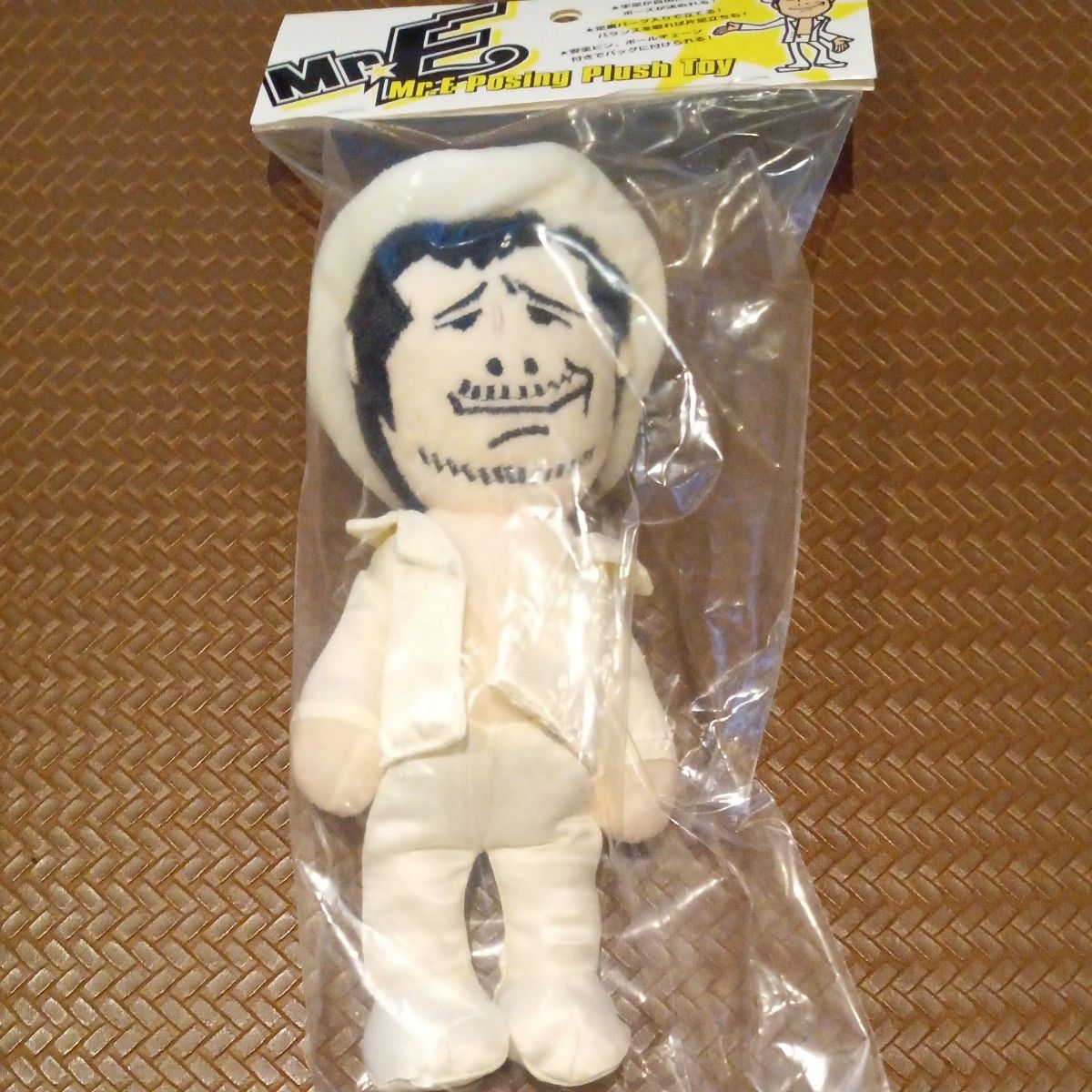 矢沢永吉 ぬいぐるみ Mr E ポージングぬいぐるみII 白スーツ 矢沢永吉 ぬいぐるみ Mr E ポージングぬいぐるみII 白スーツ