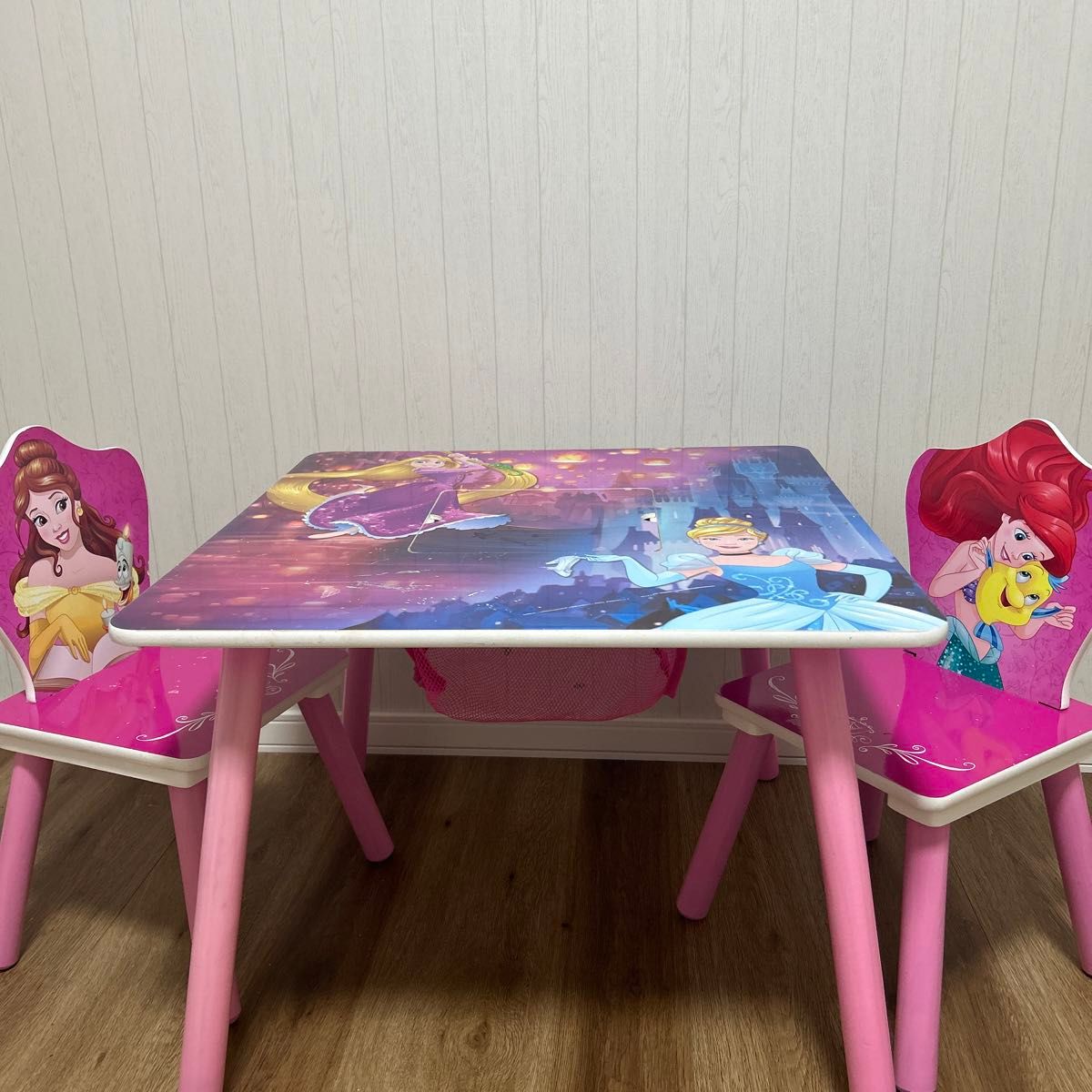 ディズニープリンセス テーブル 椅子 セット アリエル ベル ディズニープリンセス テーブル 椅子 セット アリエル ベル