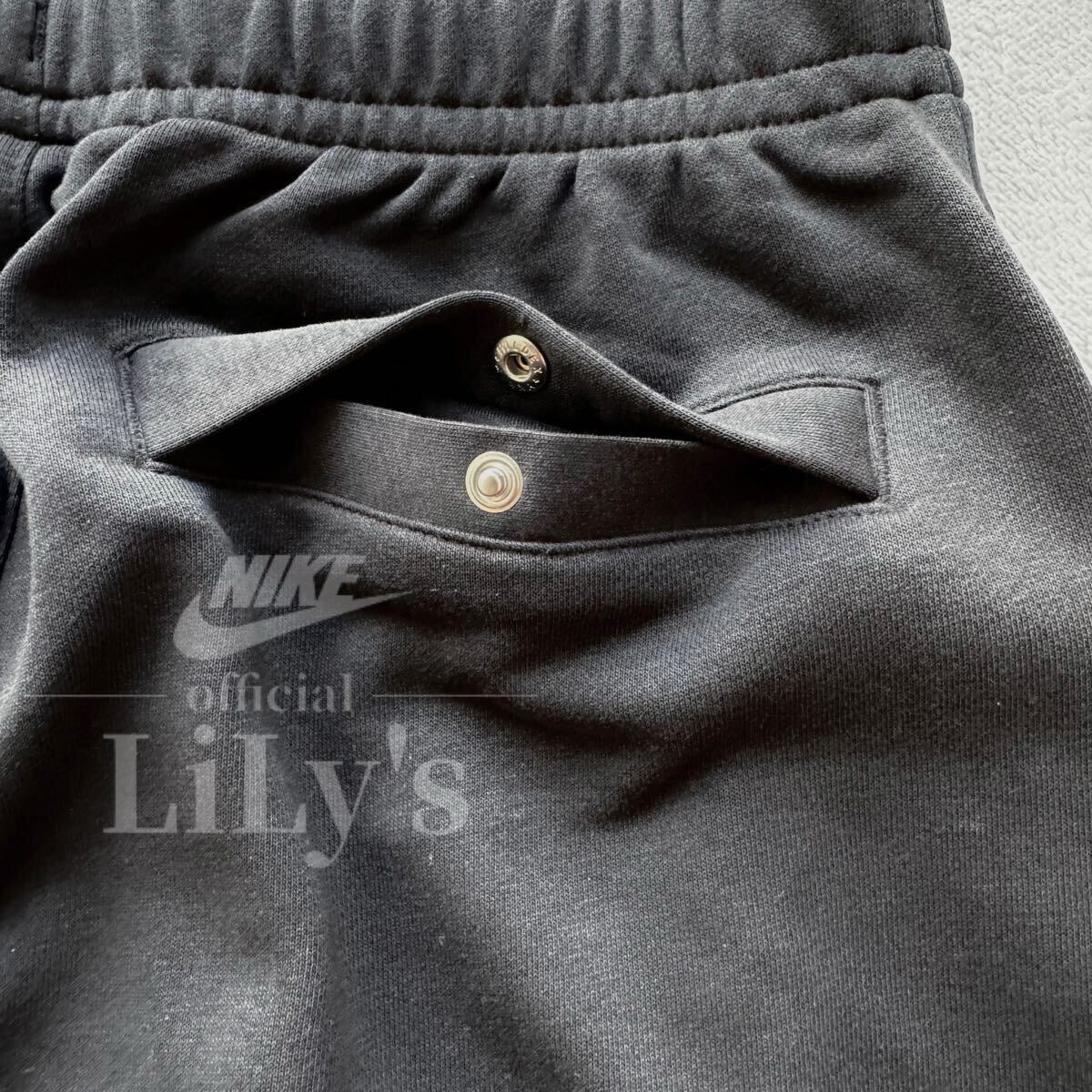 新品 NIKE上下セットアップ Lサイズ 黒紫 ブラック ス 新品 NIKE上下セットアップ Lサイズ 黒紫 ブラック ス