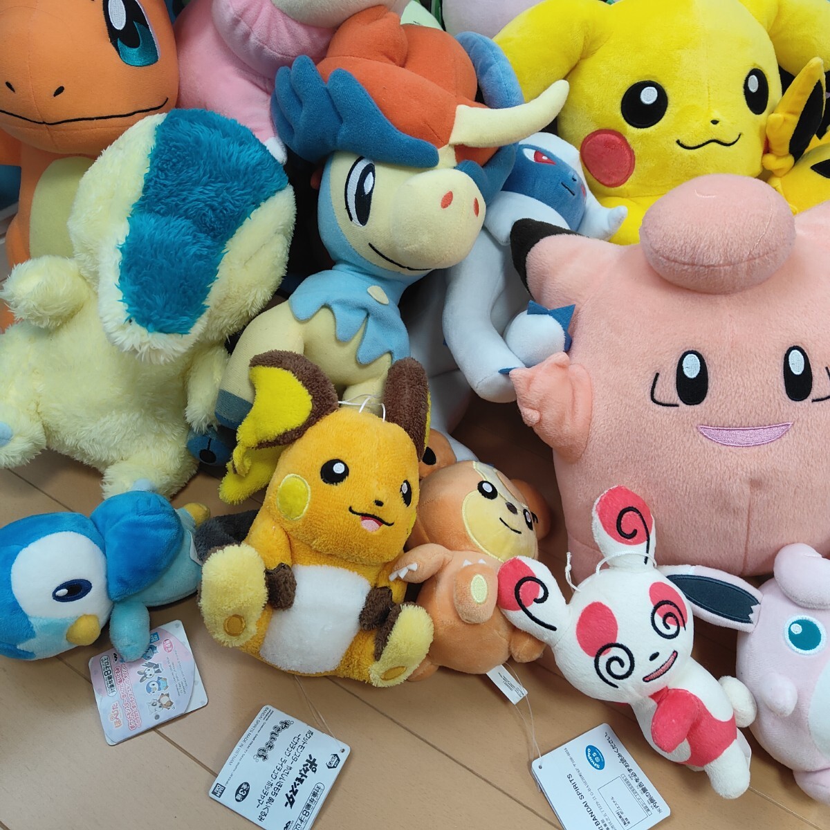 送料無料 ポケモン ぬいぐるみ まとめ売りセット ① 送料無料 ポケモン ぬいぐるみ まとめ売りセット ①