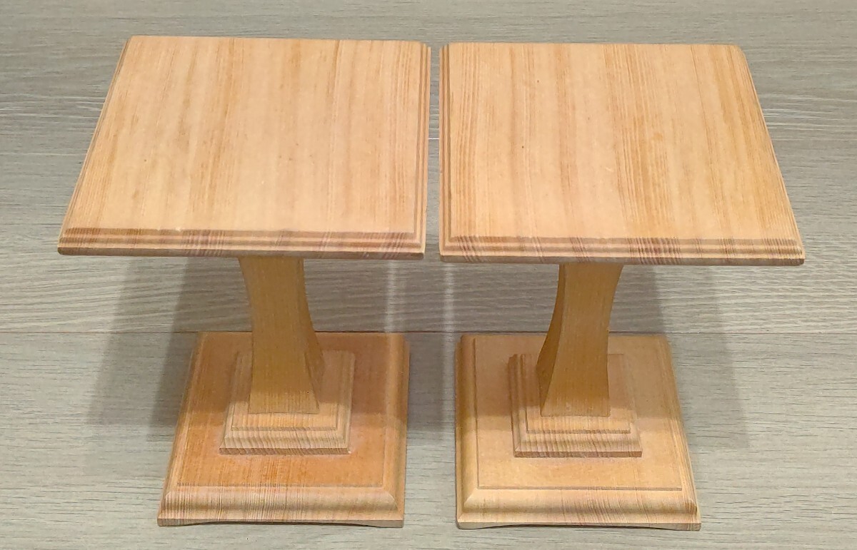 鷹山作 水無瀬書 御将棋駒 天童特産 彫駒 余り歩2つ 駒台 桐箱 鷹山作 水無瀬書 御将棋駒 天童特産 彫駒 余り歩2つ 駒台 桐箱