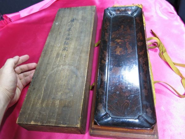 ★決算特価商品★ 琉球葡萄楼閣山水人物箔絵軸盆 琉球王朝時代 琉球 箔絵 漆工 盆